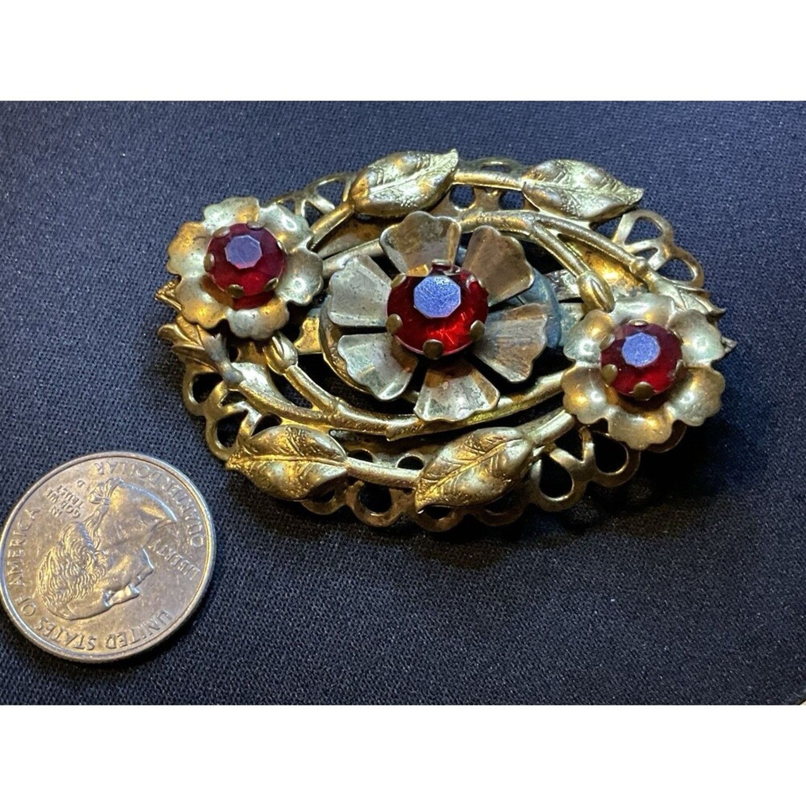 Other Very Rare 1940’s Floral Brooch Red Rhinestones Gold Tone Size ONE SIZE - 3 Thumbnail