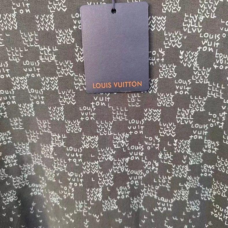 Louis Vuitton Louis Vuitton Airplane small logo sweatshirt Size US L / EU 52-54 / 3 - 3 Thumbnail