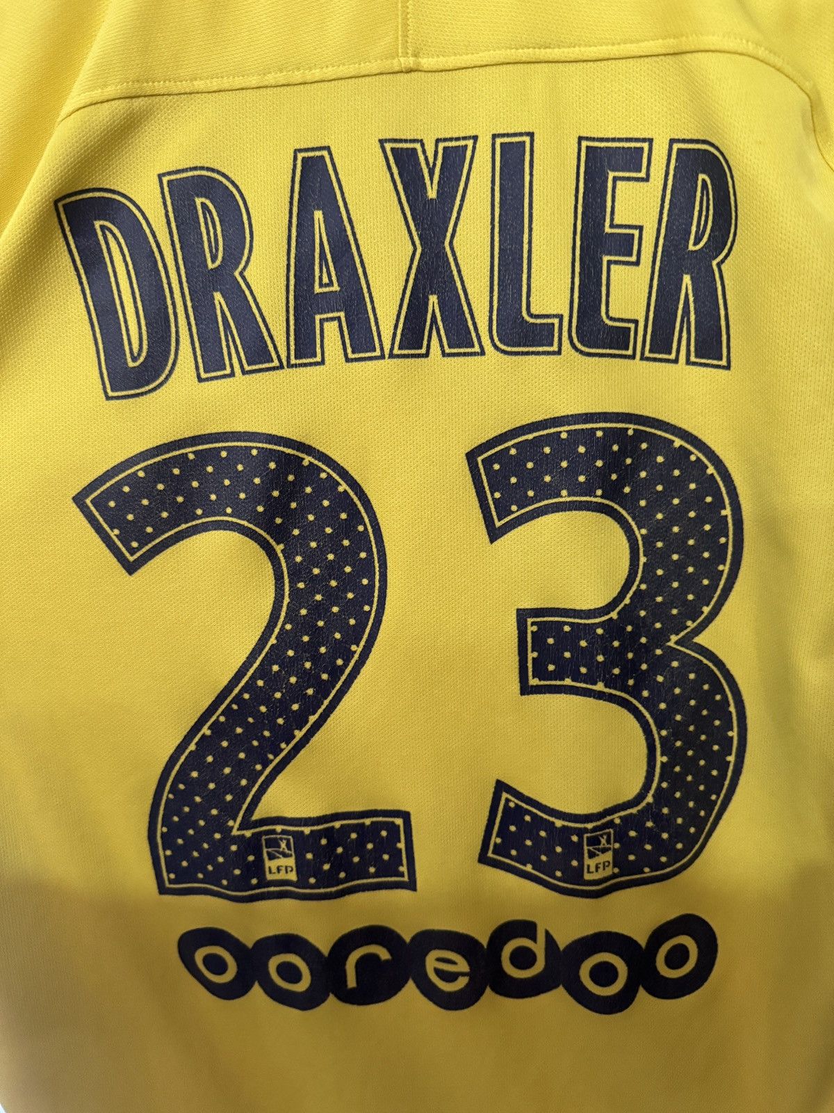 Nike Nike PSG 2017/18 Away Jersey - Yellow Size US M / EU 48-50 / 2 - 5 Thumbnail