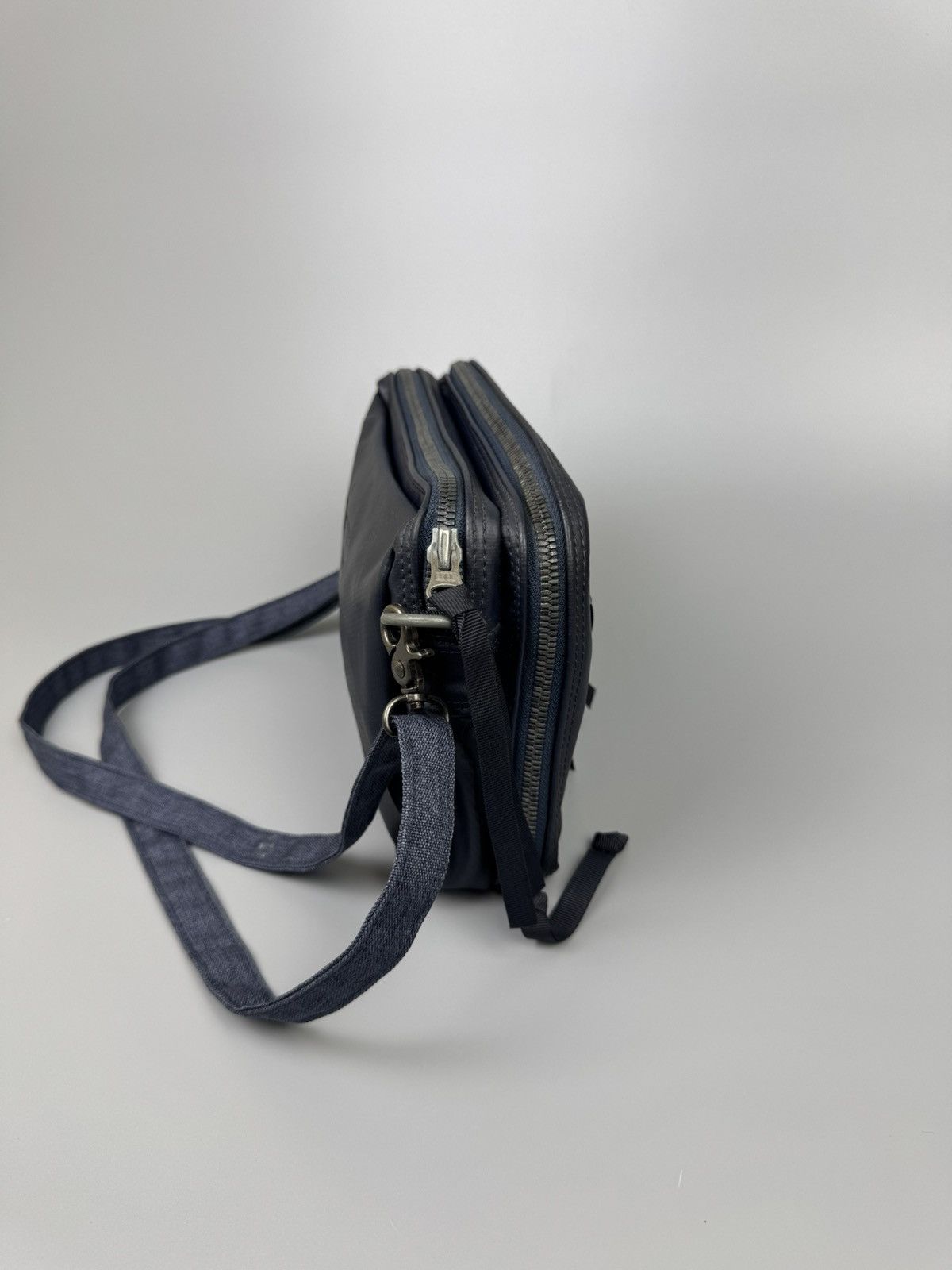 Japanese Brand Luggage Label - Japan Yoshida and Co. Dark Blue Slingbag Size ONE SIZE - 5 Thumbnail