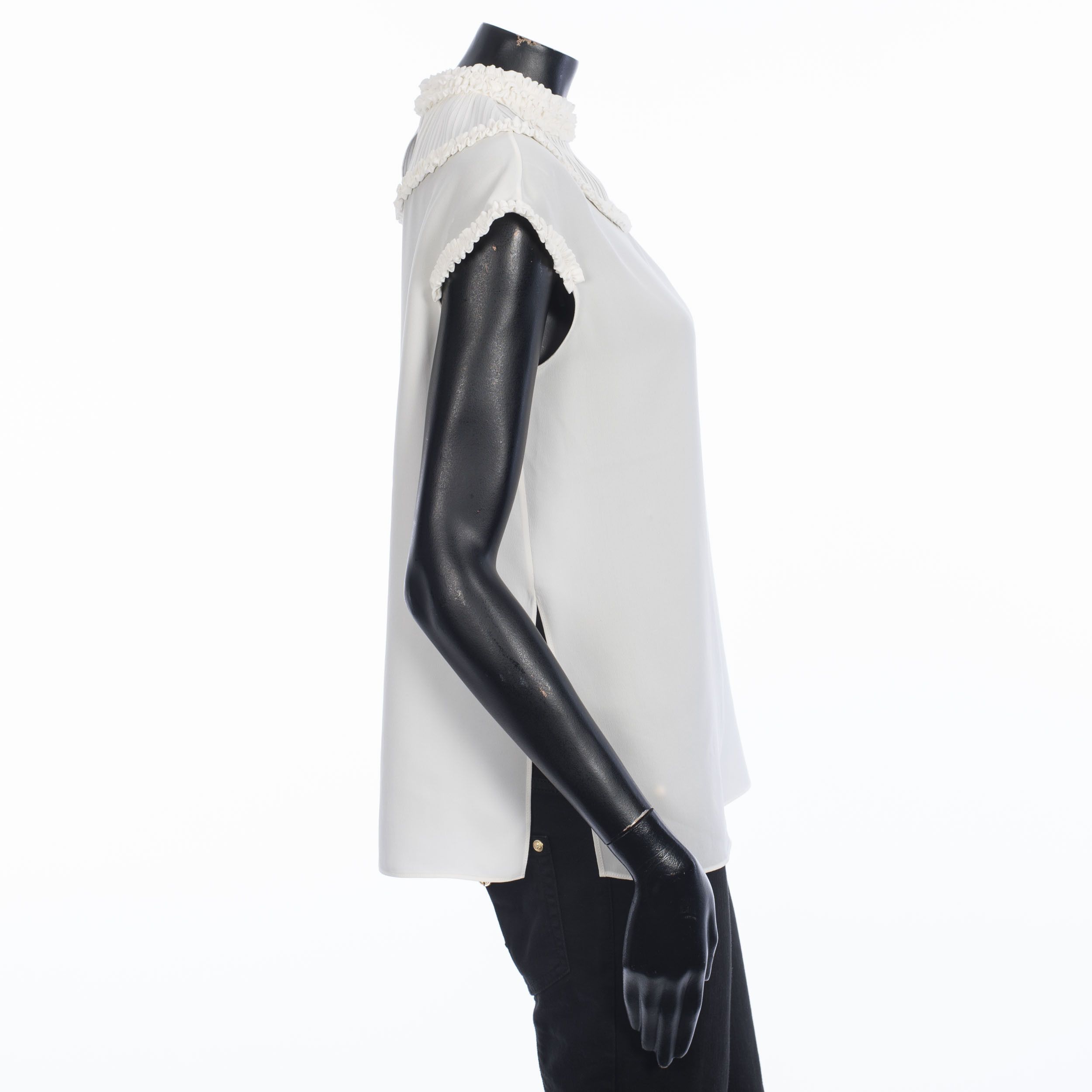 Fendi Crêpe De Chine Top With Ruffles In White Silk Size S / US 4 / IT 40 - 7 Thumbnail