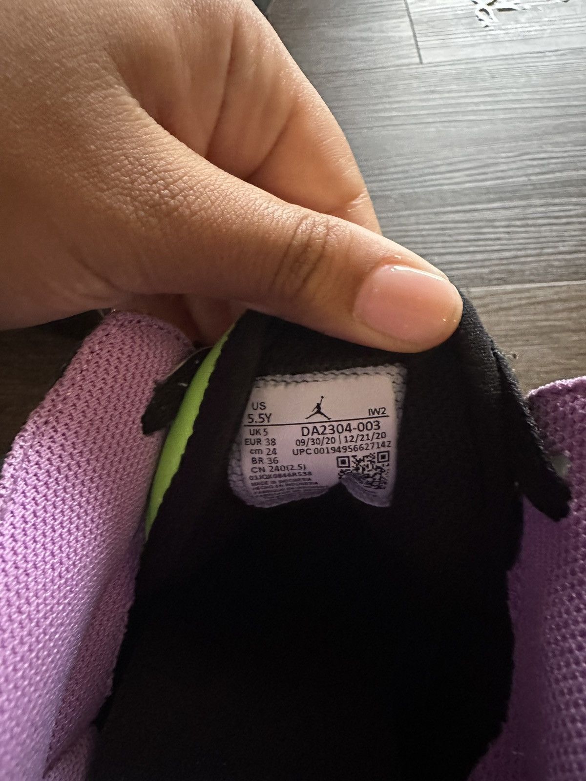 Nike Jordan 3 electric green Size US 5.5 / IT 35.5 - 3 Thumbnail