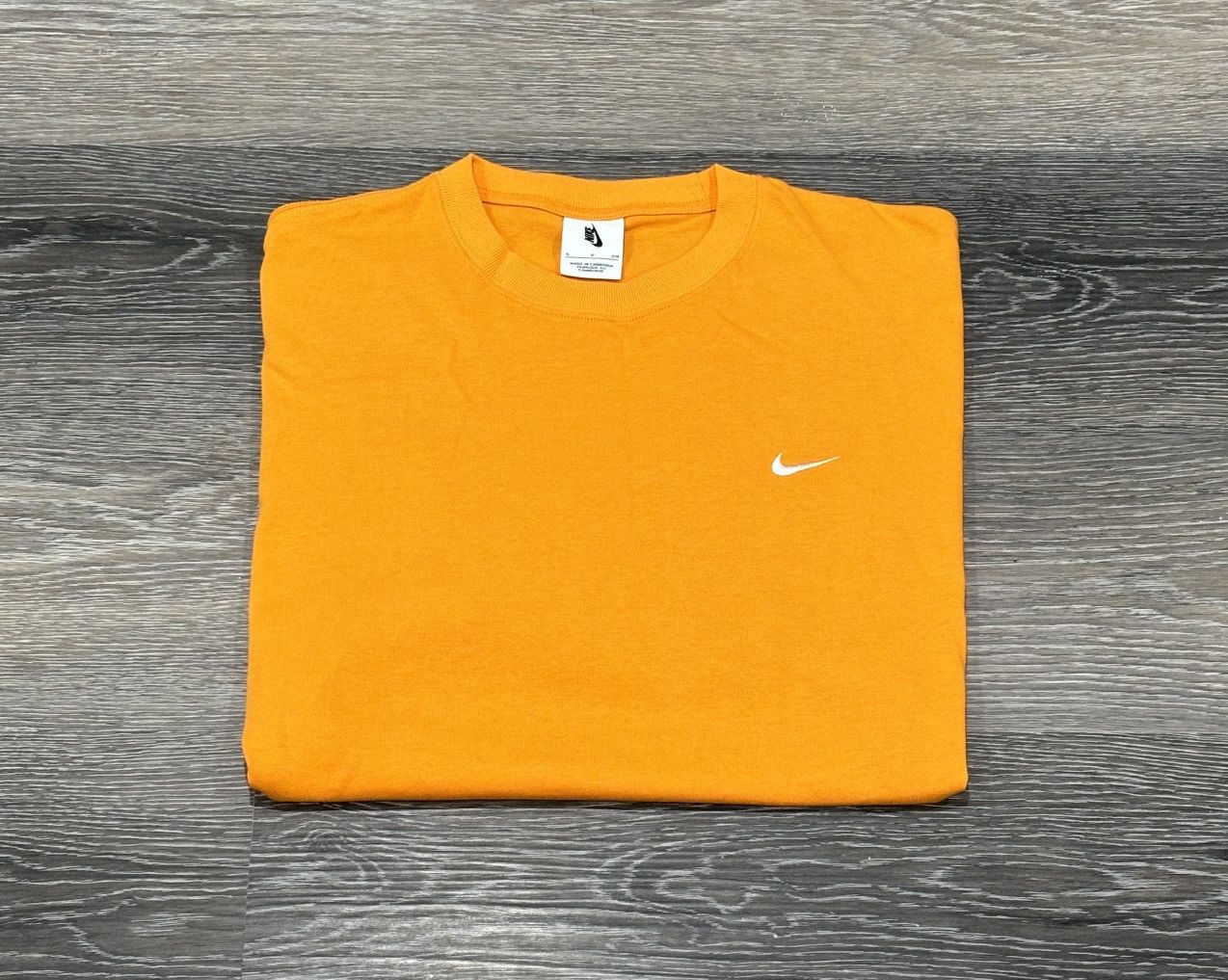 Nike Nike Solo Swoosh Shirt Size US S / EU 44-46 / 1 - 1 Thumbnail