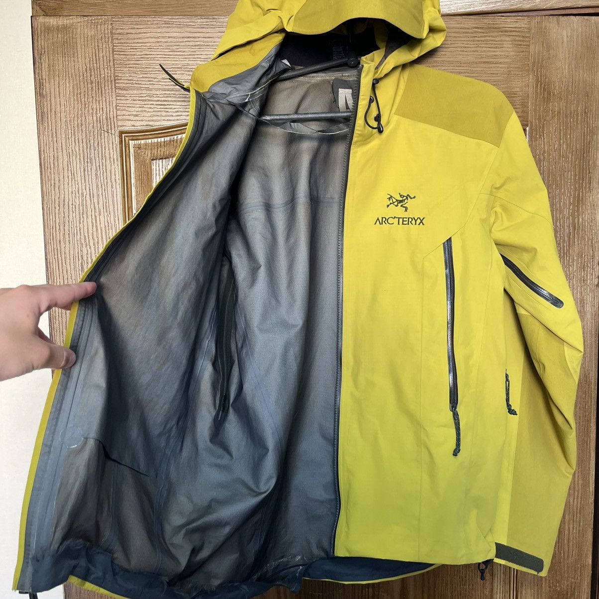 Arc'teryx Rare Vintage Arcteryx Jacket Gore Tex Mens Size US S / EU 44-46 / 1 - 12 Thumbnail