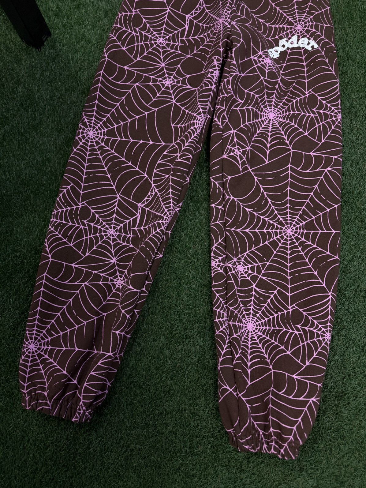 Sp5der Sp5der Worldwide Brown Pink AOP WEB Sweatpants M (NEW) Size US 32 / EU 48 - 2 Thumbnail