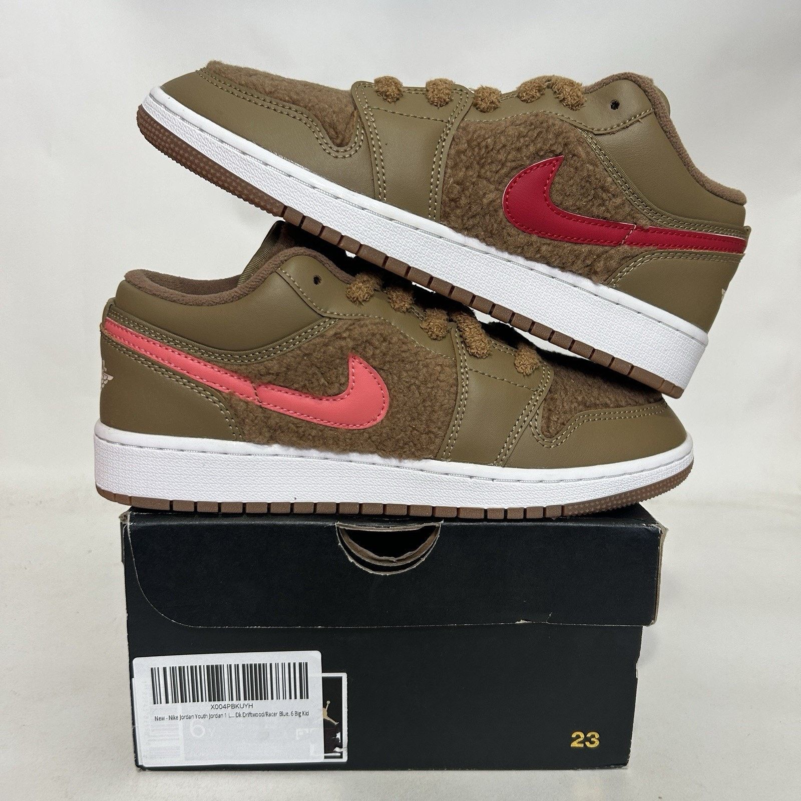 Nike Nike Air Jordan 1 Low Utility GS “Teddy Bear” 2021 Size US 6 / EU 39 - 1 Thumbnail