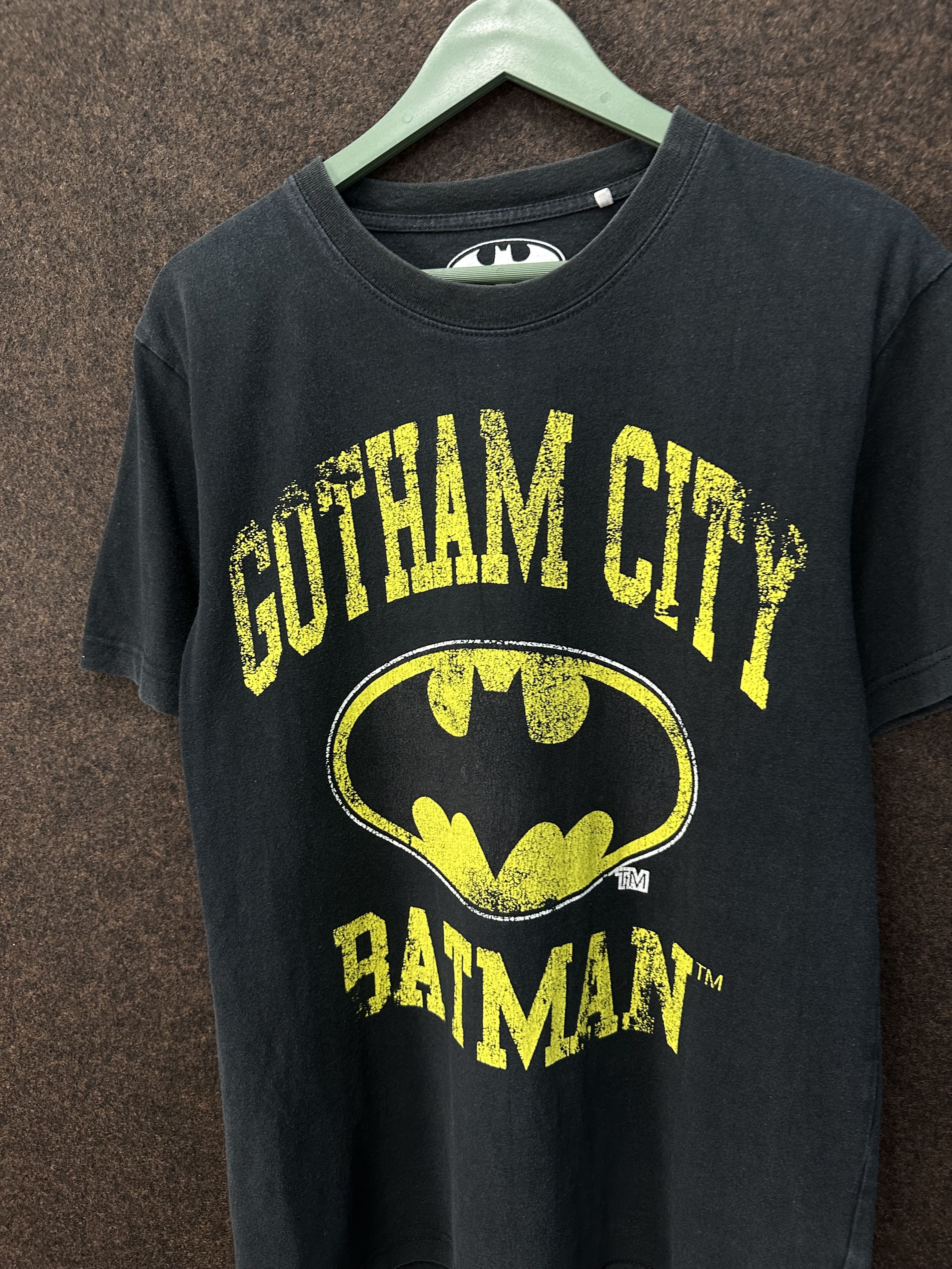 DC Comics Batman Gotham City Dc Comics Tshirt A1057 Size US M / EU 48-50 / 2 - 2 Thumbnail