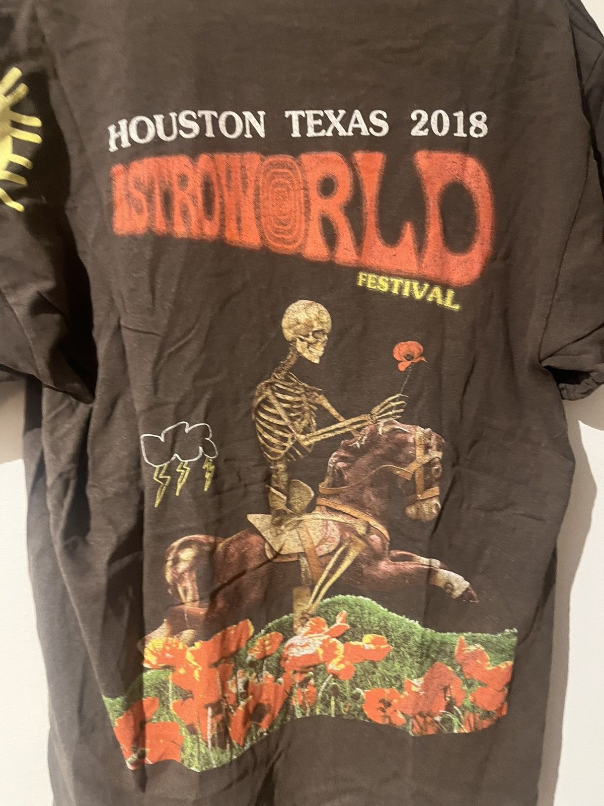 Travis Scott Travis Scott Official Astroworld 2018 Merchandise Size US M / EU 48-50 / 2 - 4 Thumbnail