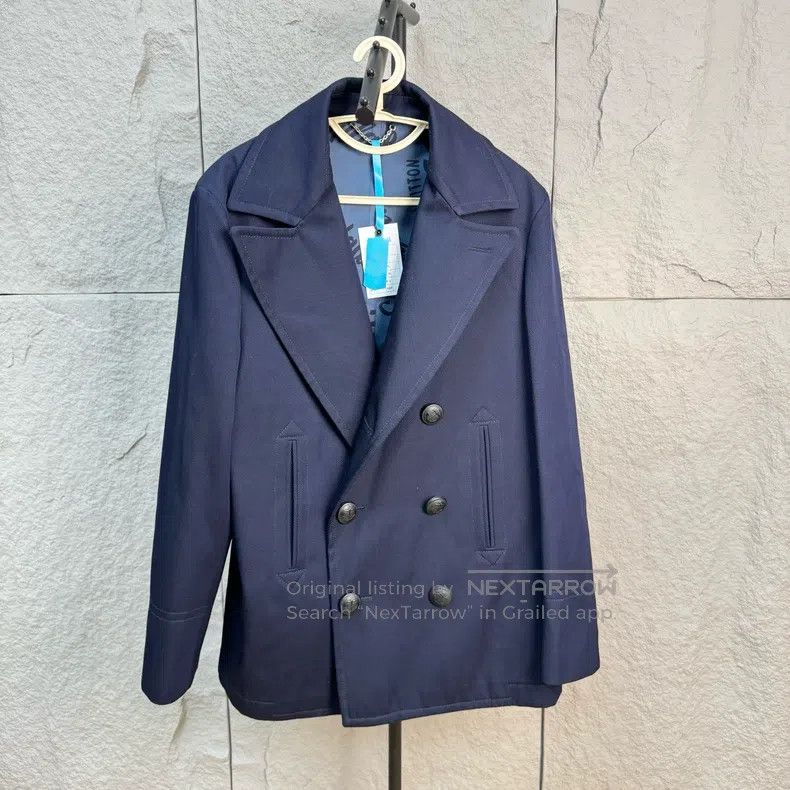 Louis Vuitton Louis Vuitton Double breasted navy full logo lining wool c Size US M / EU 48-50 / 2 - 1 Thumbnail