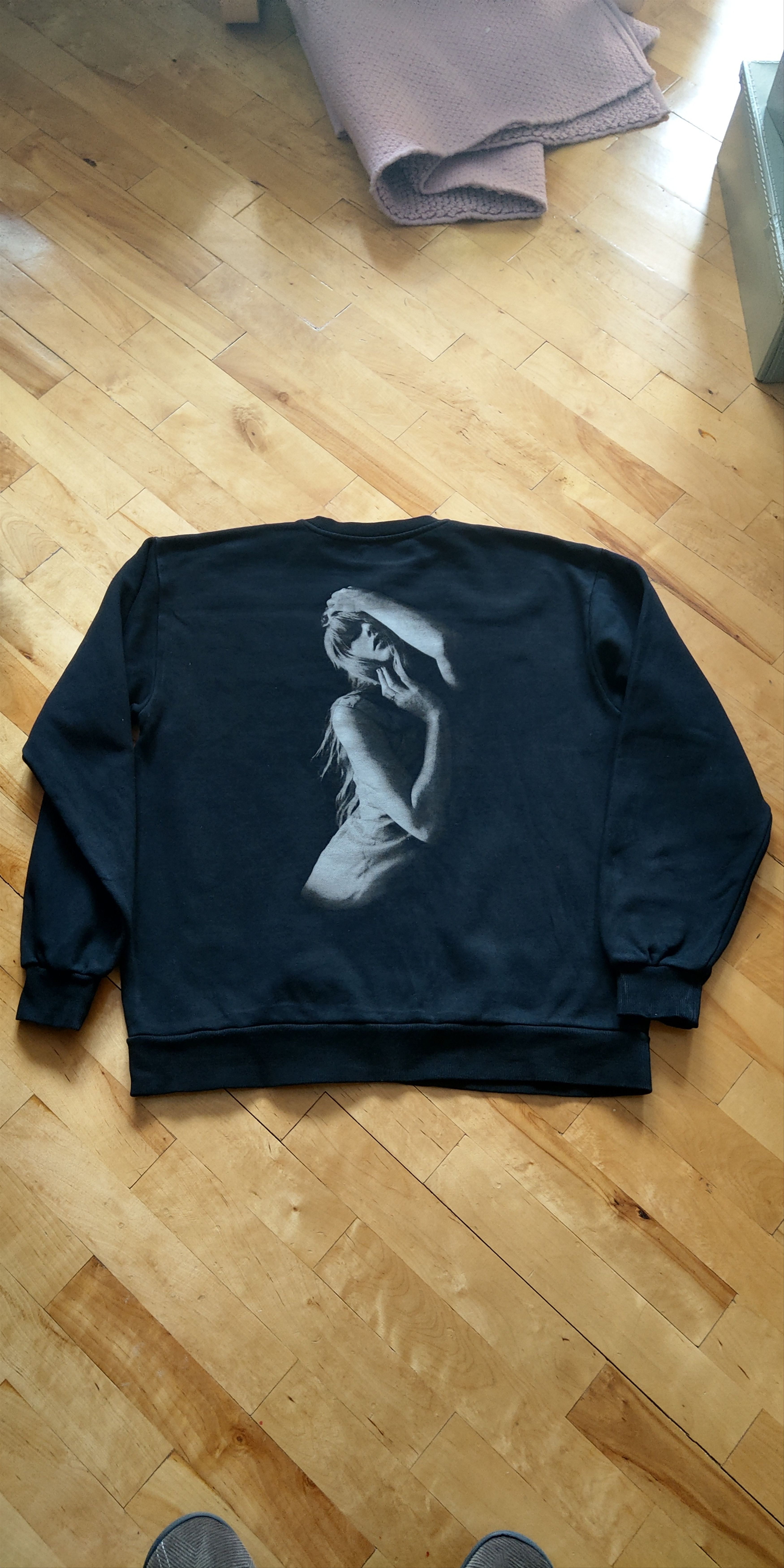 Band Tees Taylor Swift 2024 Sweatshirt Tortured Poets Department merch Size US L / EU 52-54 / 3 - 1 Thumbnail