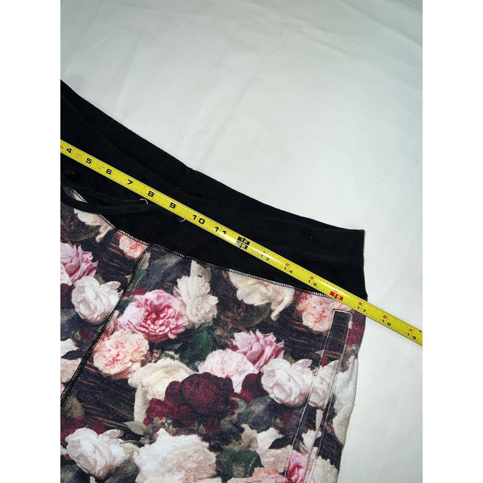 Supreme Supreme PCL Power Corruption Lies Sweat Shorts Size US 30 / EU 46 - 6 Thumbnail