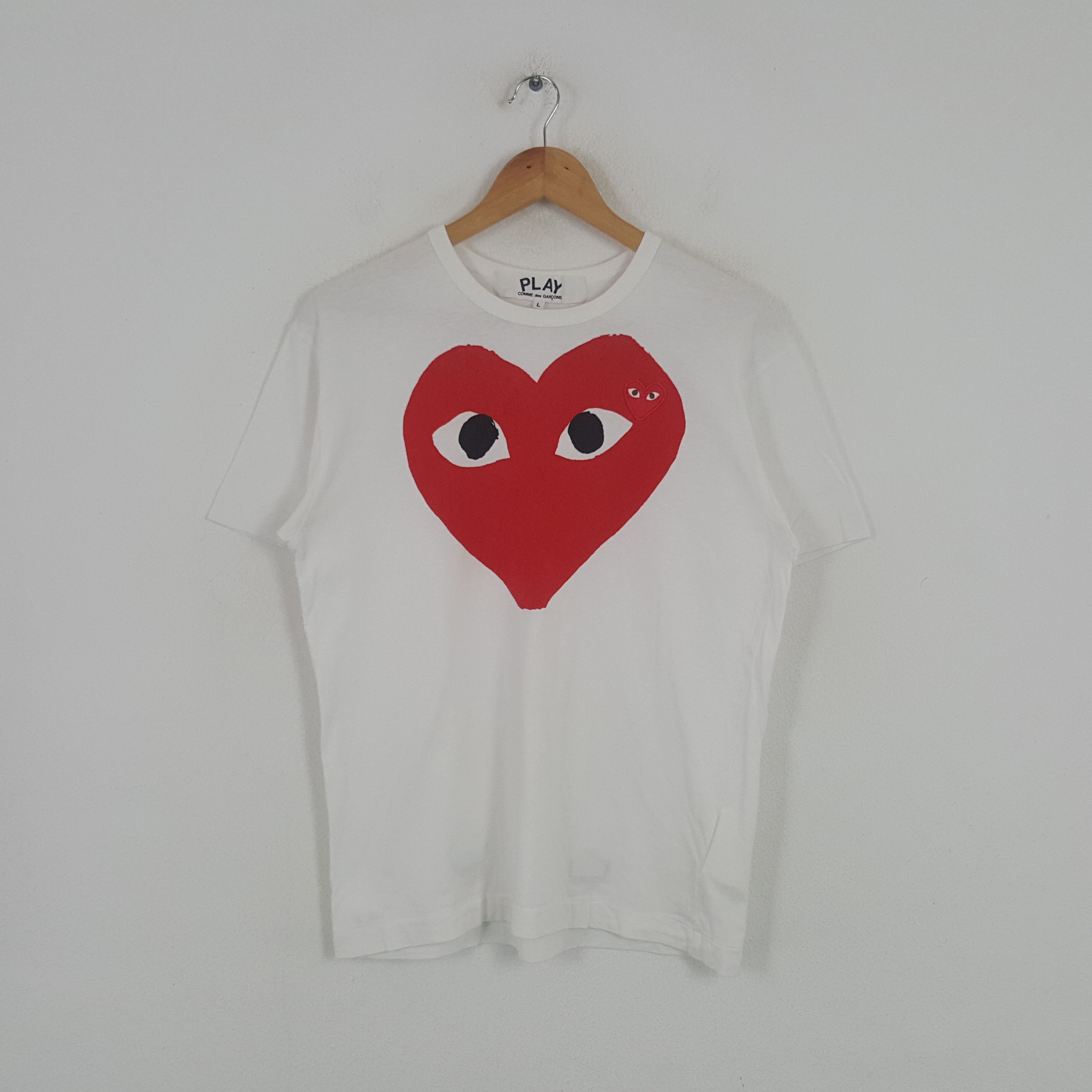 Comme des Garcons PLAY × Japanese Brand × Vintage Vintage Comme des Garcons Play Japanese Designer Tshirt Size US M / EU 48-50 / 2 - 1 Thumbnail