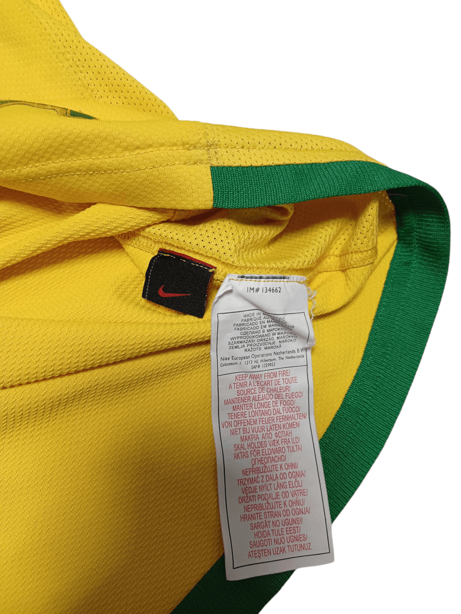 Nike NIKE BRASIL 2006 VINTAGE SOCCER JERSEY FOOTBALL Size US M / EU 48-50 / 2 - 6 Thumbnail