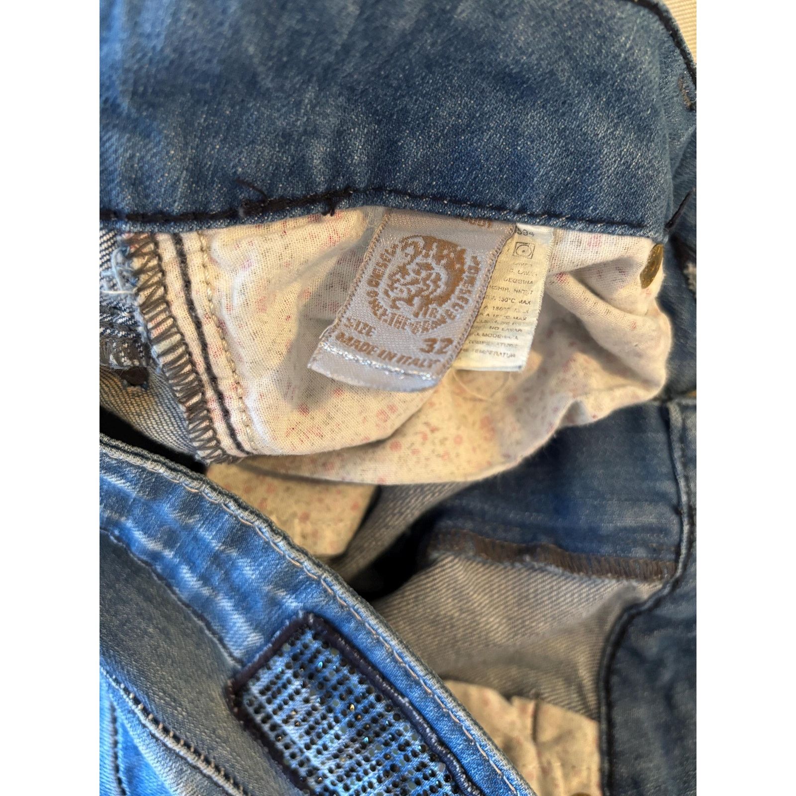 Diesel × Japanese Brand × Vintage Diesel Italy W32 Straight Fit Mid Rise Rhinestone Jeans Rare Size US 32 / EU 48 - 8 Thumbnail