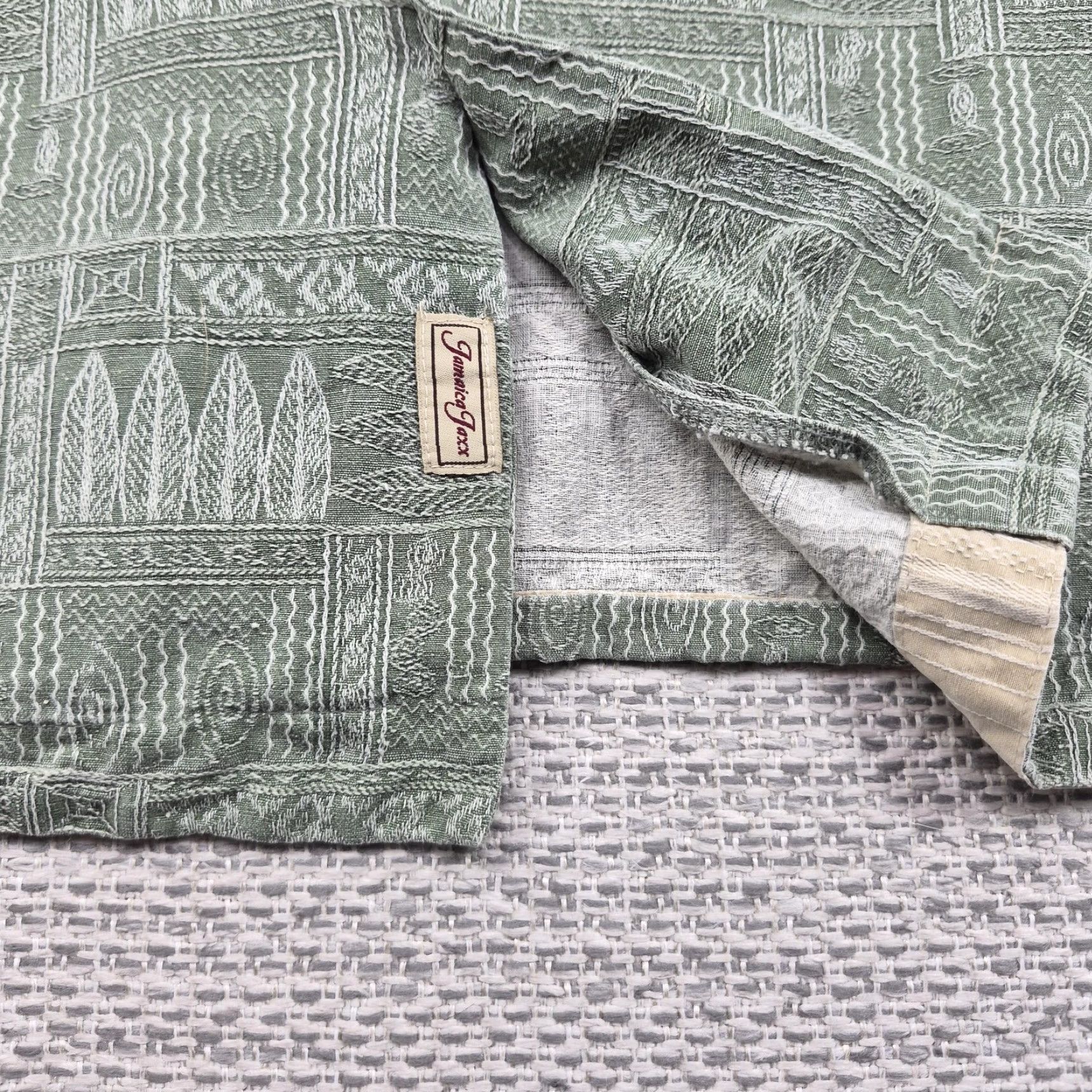ALOHAS VINTAGE Jamaica Jaxx Button Up Shirt Mens 2XL Green Silk Geometric Hawaiian Aloha Size US XXL / EU 58 / 5 - 7 Thumbnail