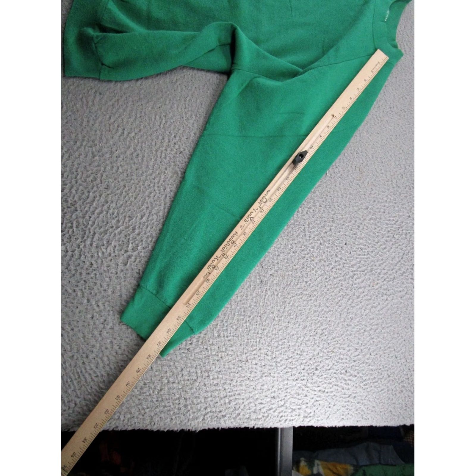 Fruit Of The Loom VINTAGE Fruit of the Loom Green Raglan Crew Neck XL Sweatshirt Men 80s 90s Size US XL / EU 56 / 4 - 6 Thumbnail
