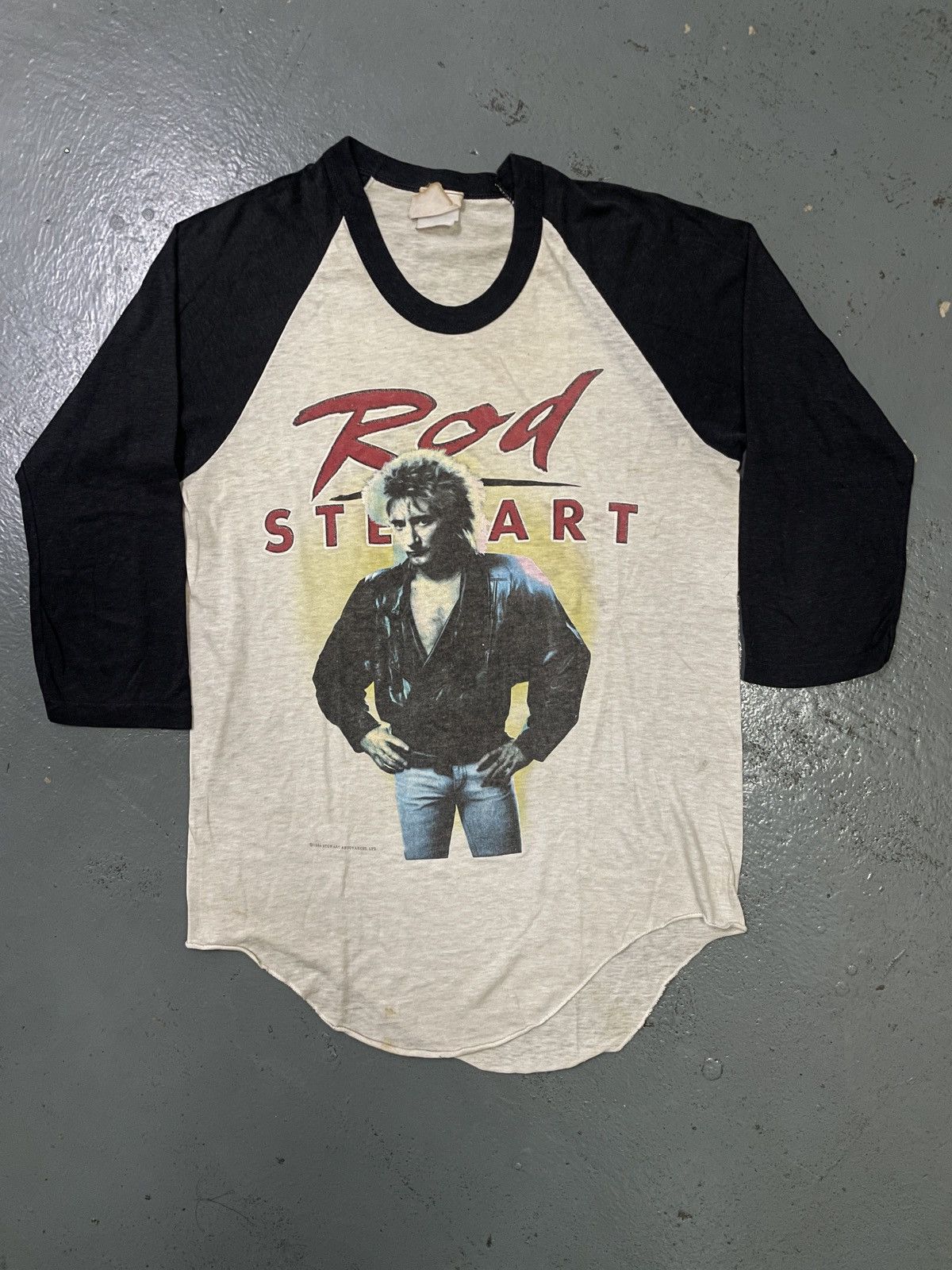 Band Tees × Vintage Vintage 80s Rod Steward “RAGLAN” Band Tees Size US S / EU 44-46 / 1 - 1 Thumbnail