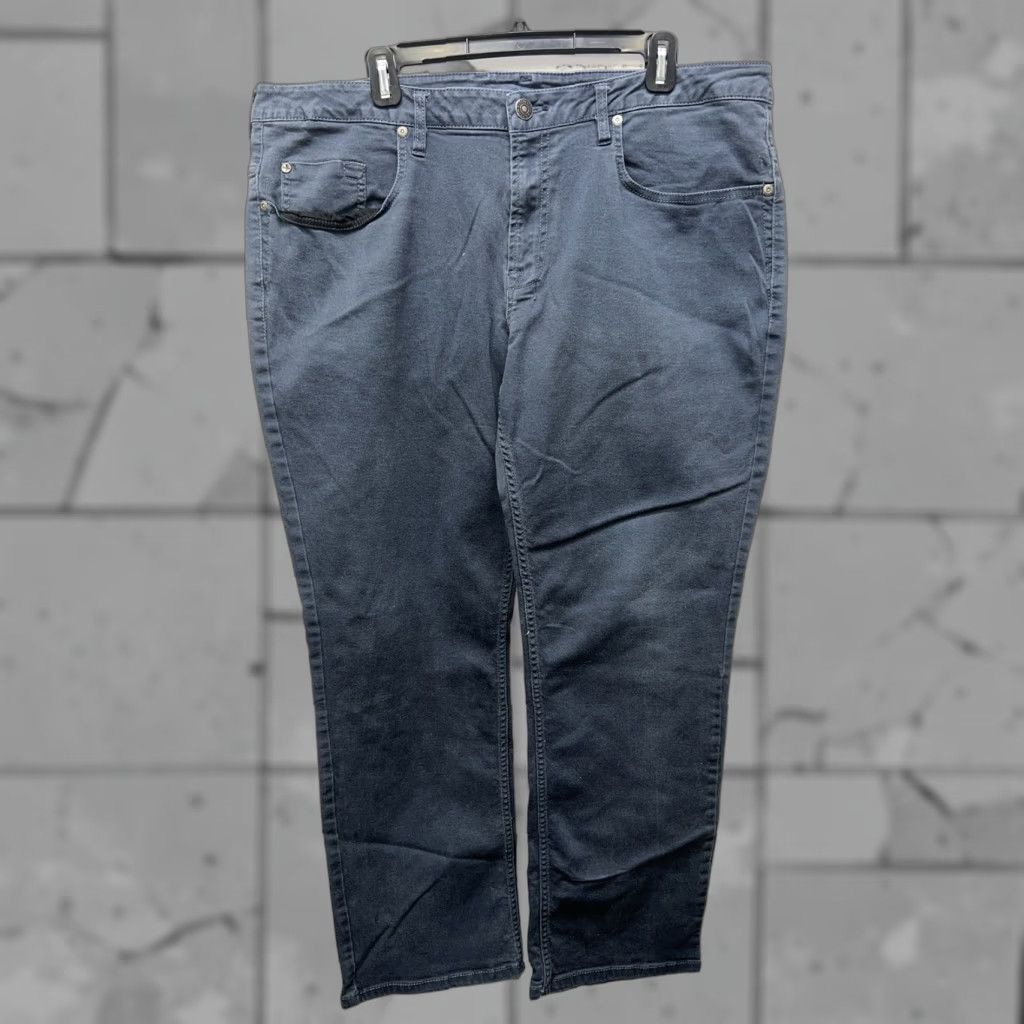 Buffalo David Bitton Buffalo by David Bitton Blue Chino Pants Mens 38x30 Regular Blue Buffalo by David Bitton Mens 38x30 Chino Pants Size US 38 / EU 54 - 1 Thumbnail