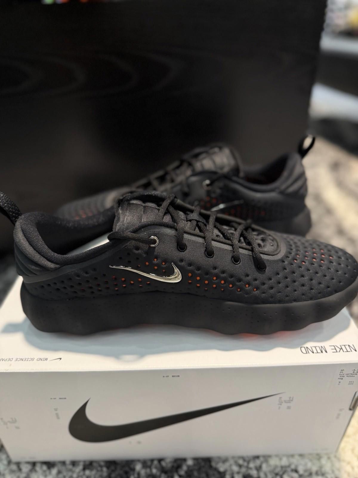 Nike Size 12.5M - Nike Mind 002 Black Hyper Crimson HQ4308-001 Size US 12.5 / EU 45-46 - 4 Thumbnail