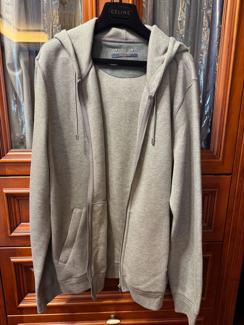 Louis Vuitton Louis Vuitton size 4l Grey Zip Hoodie Size US M / EU 48-50 / 2 - 1 Thumbnail