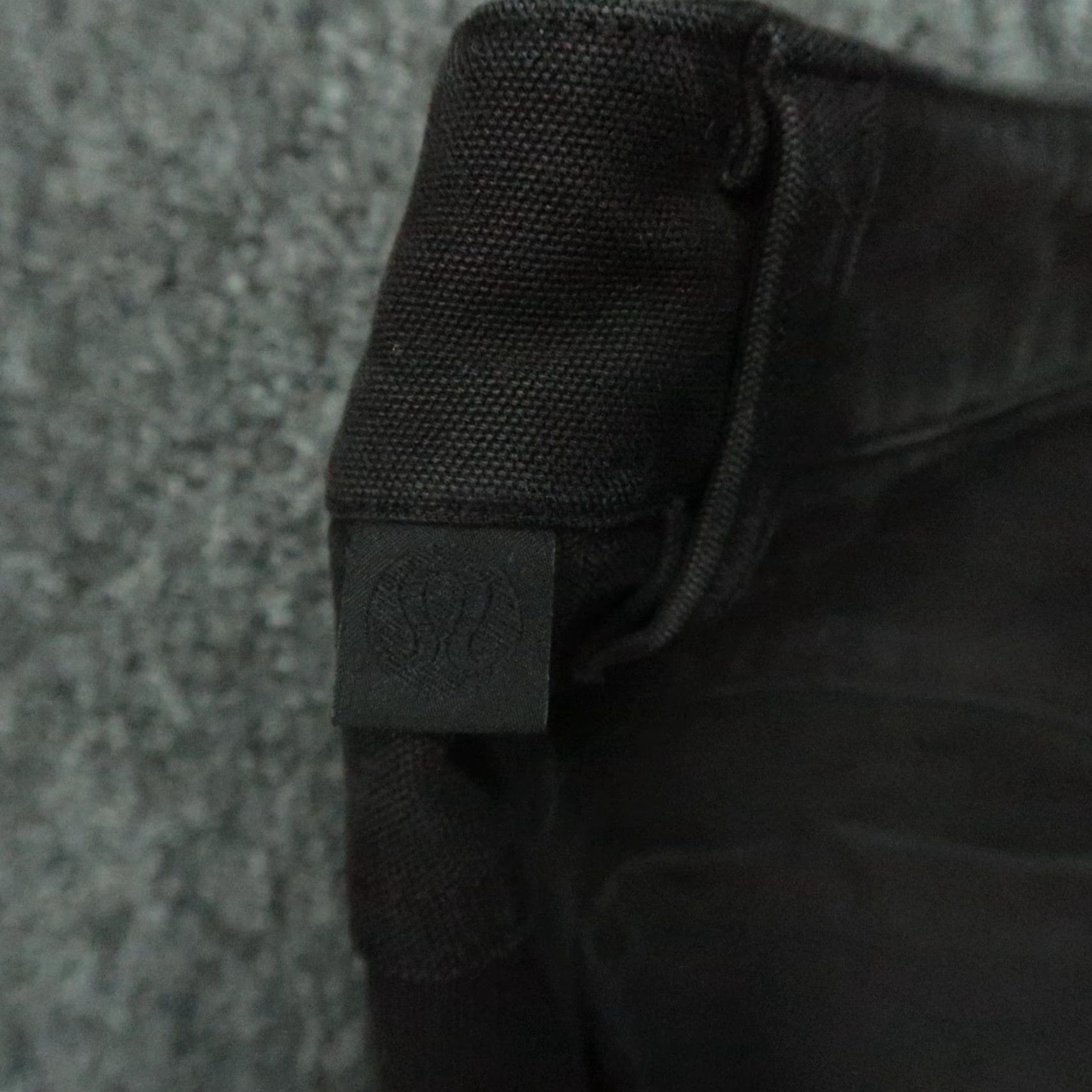 Lululemon Lululemon Pants Men 32x31 Black Slim Utilitech 5 Pocket Chino ABC Size US 32 / EU 48 - 5 Thumbnail