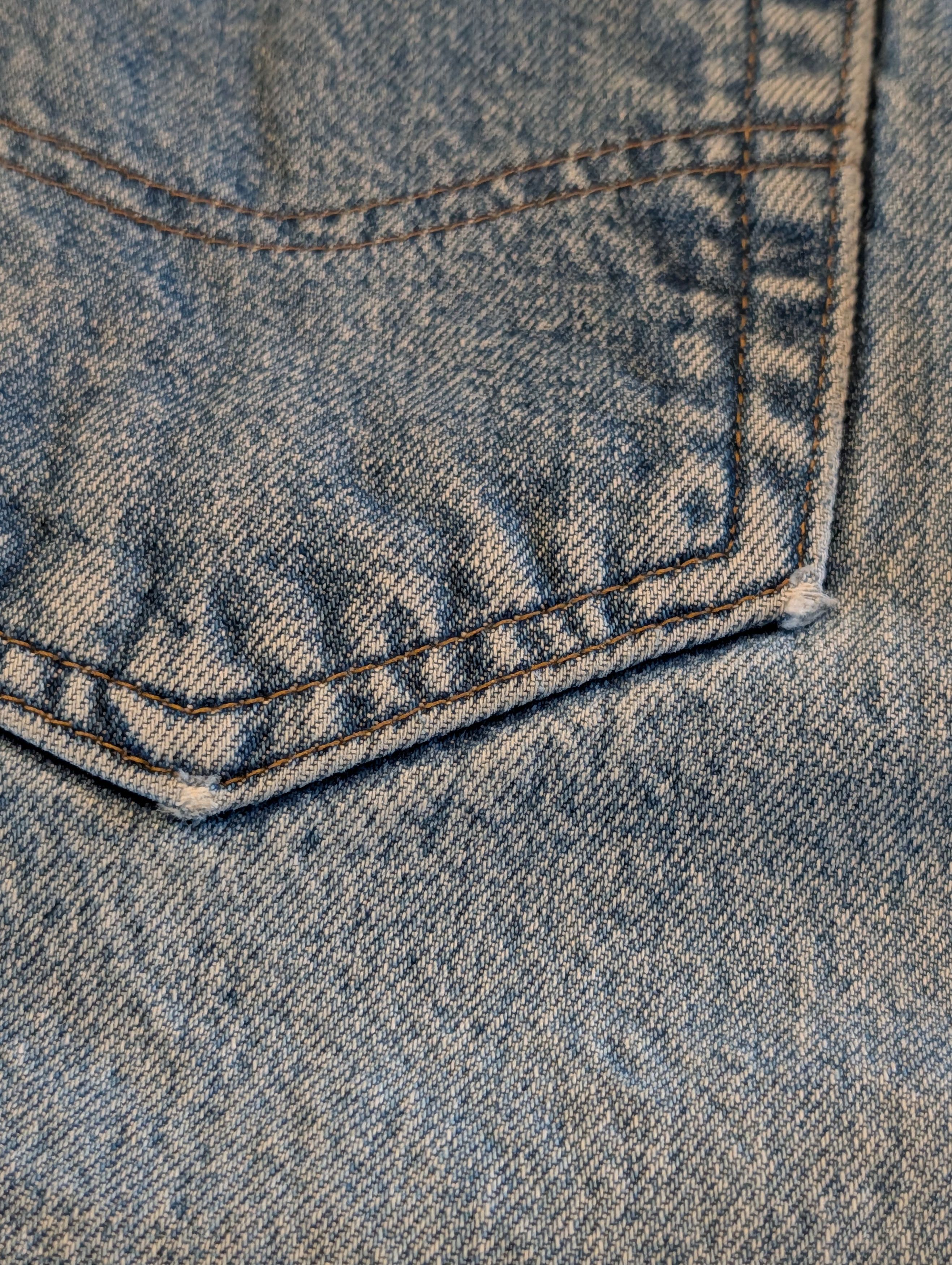Carhartt VTG Carhartt Light Wash Denim Workwear Jeans Men's 39x28 Size US 40 / EU 56 - 8 Thumbnail