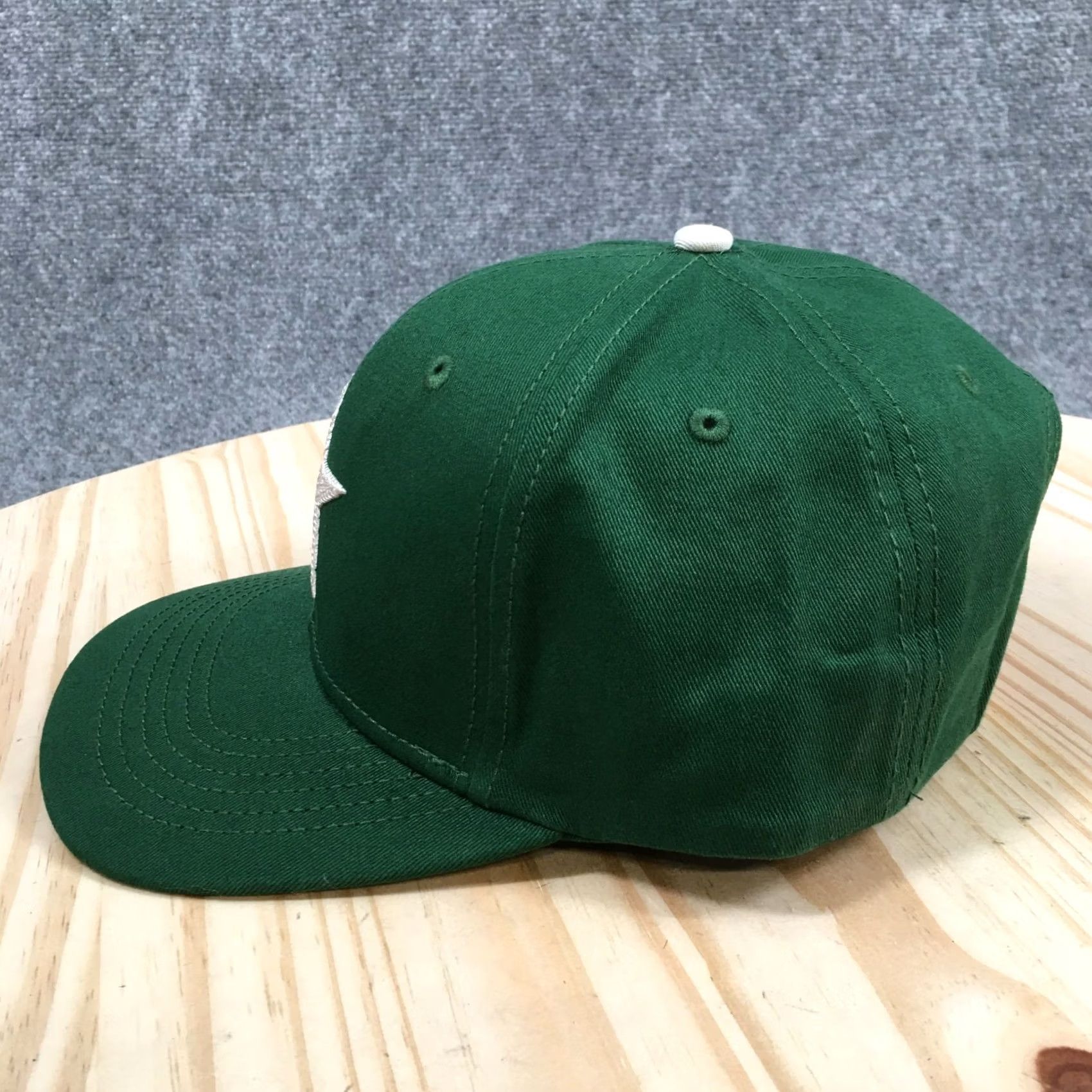 Logo 7 Star Tribune Snapback Unisex Green OS Adjustable Flat Brim Embroidered Logo Hat Size ONE SIZE - 5 Thumbnail