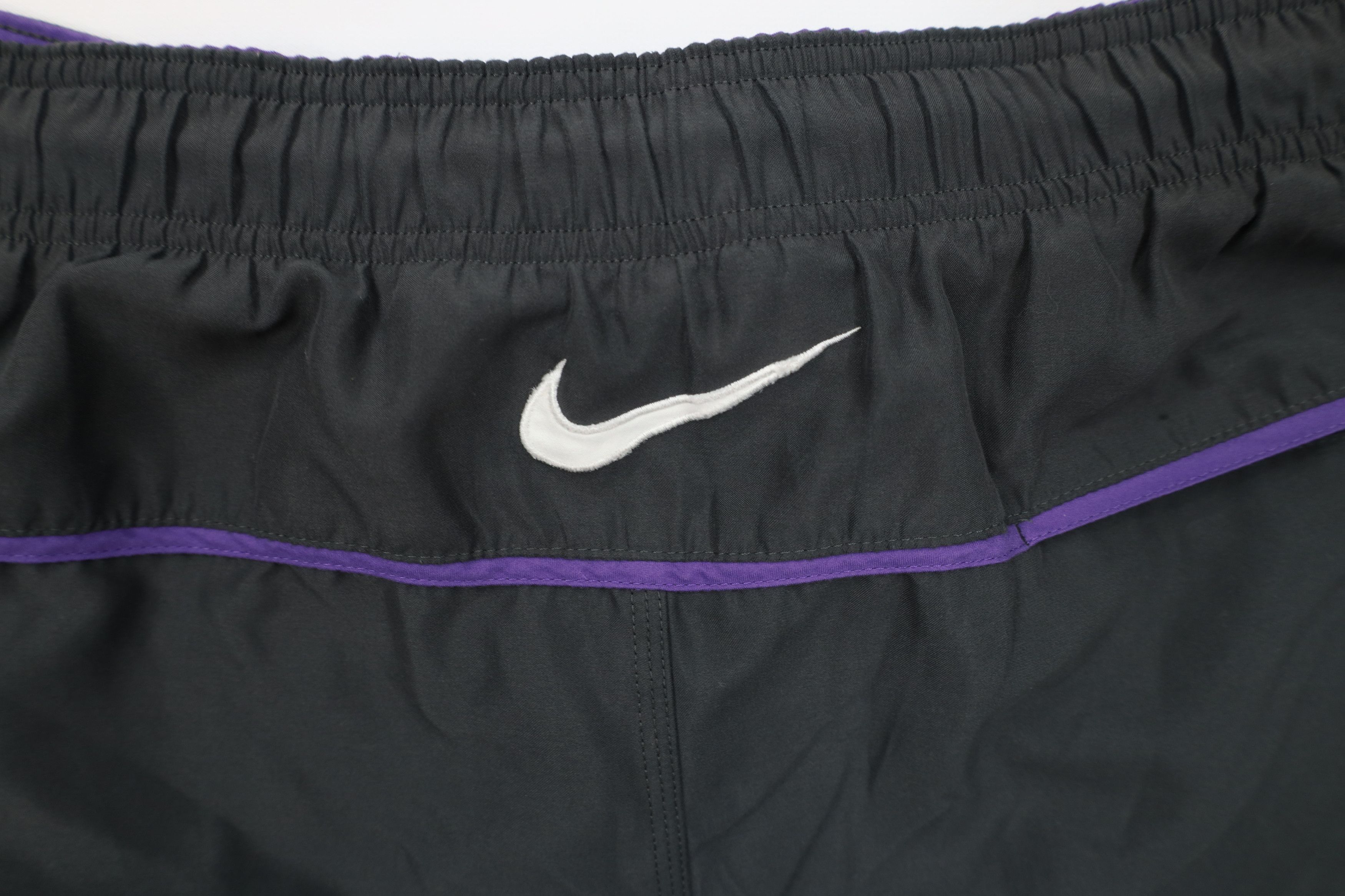 Vintage Vintage Y2K Travis Scott Mini Swoosh Lined Shorts Trunks Size US 34 / EU 50 - 14 Thumbnail