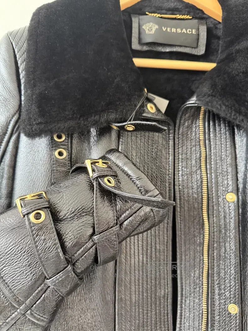 Versace Versace Fur is integrated into the leather coat Size US XXS / EU 40 - 2 Thumbnail