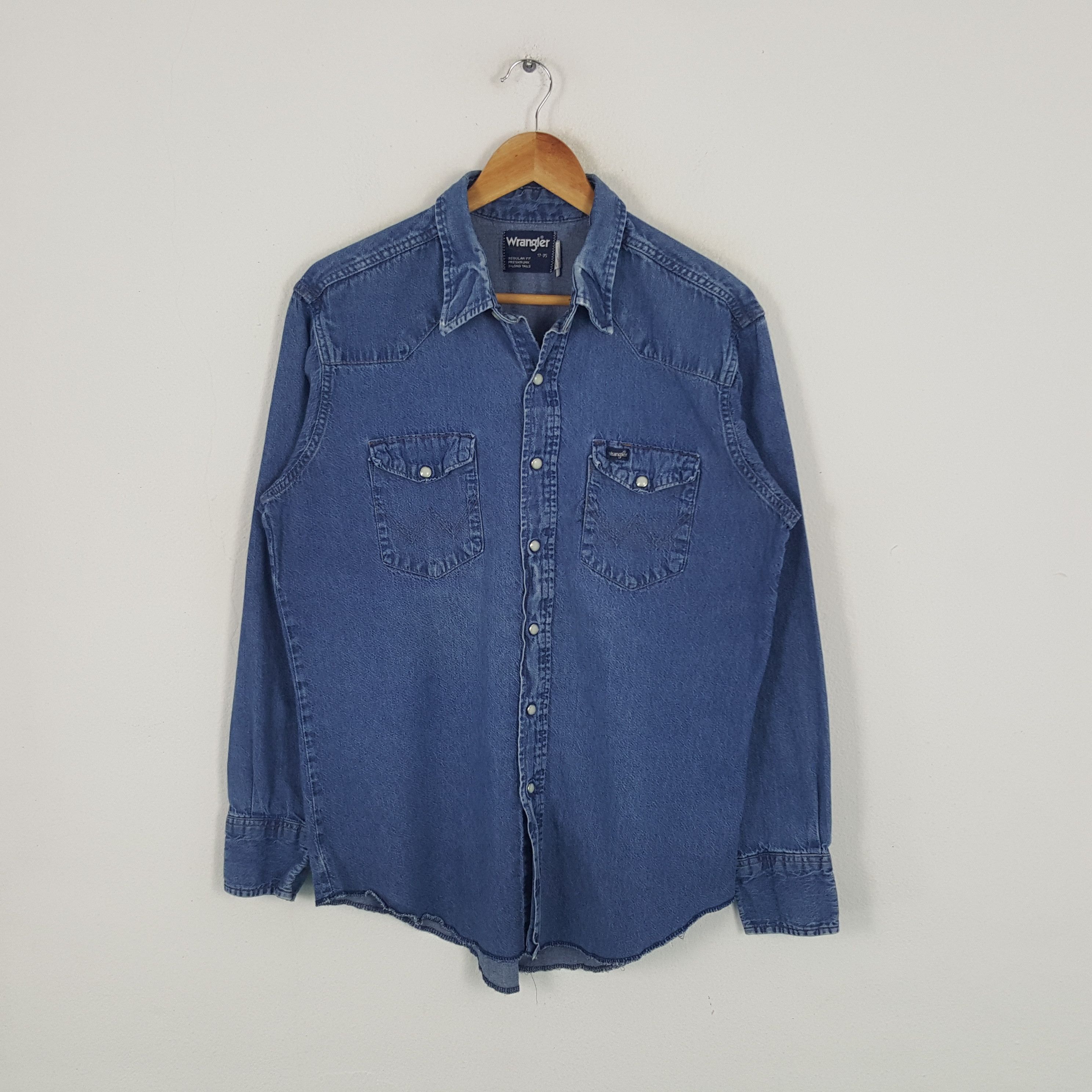Vintage × Wrangler Vintage Wrangler American Retro Style Denim Shirt Button Up Size US XL / EU 56 / 4 - 1 Thumbnail