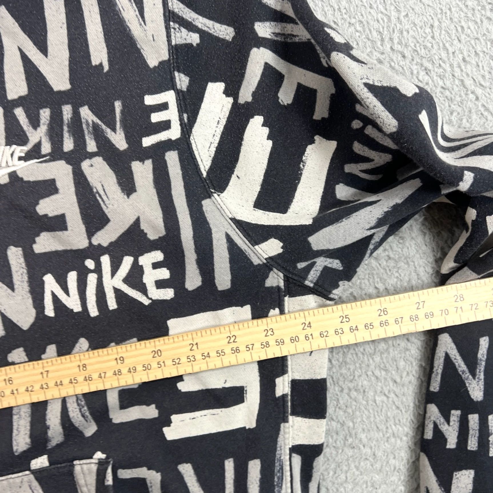 Nike VINTAGE Nike Hoodie Pull Over Sweater Logo Men L Black fleece Pullover Hooded Sportswear 90s Mens Size US L / EU 52-54 / 3 - 7 Thumbnail
