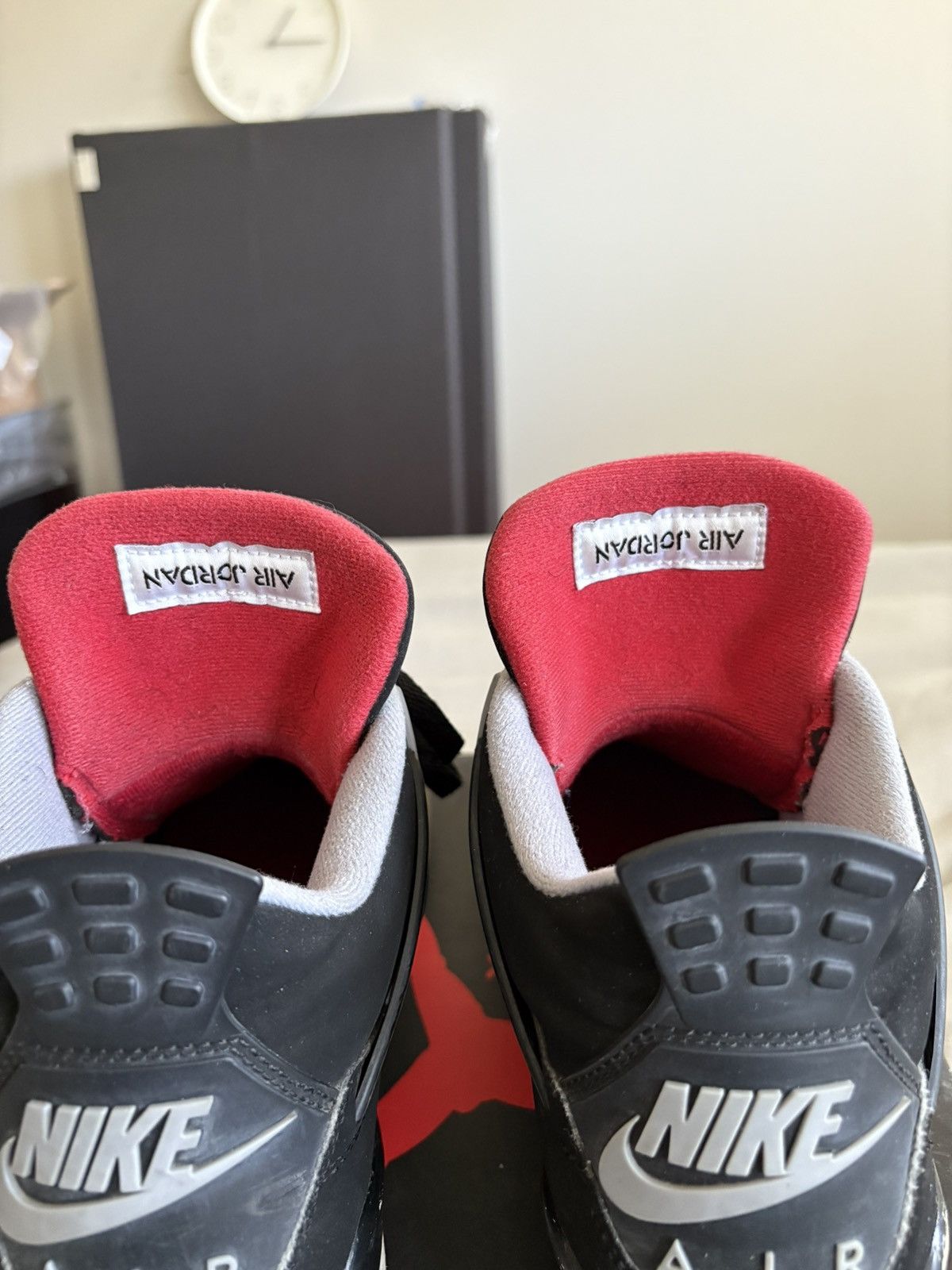 Jordan Brand Nike Jordan Retro 4 OG BRED 2019 Size US 9 / EU 42 - 9 Thumbnail