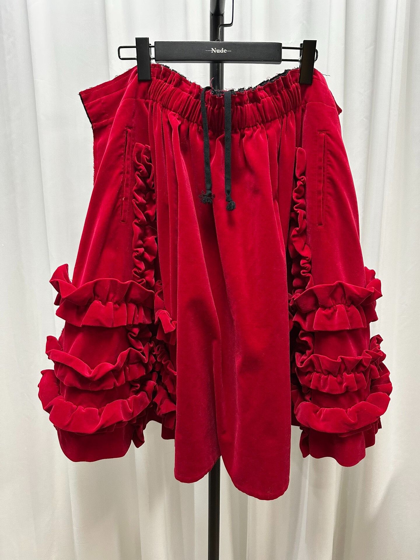 Comme des Garcons Comme des Garcons Velvet Cake Skirt Size 24" / US 00 / IT 34 - 1 Thumbnail