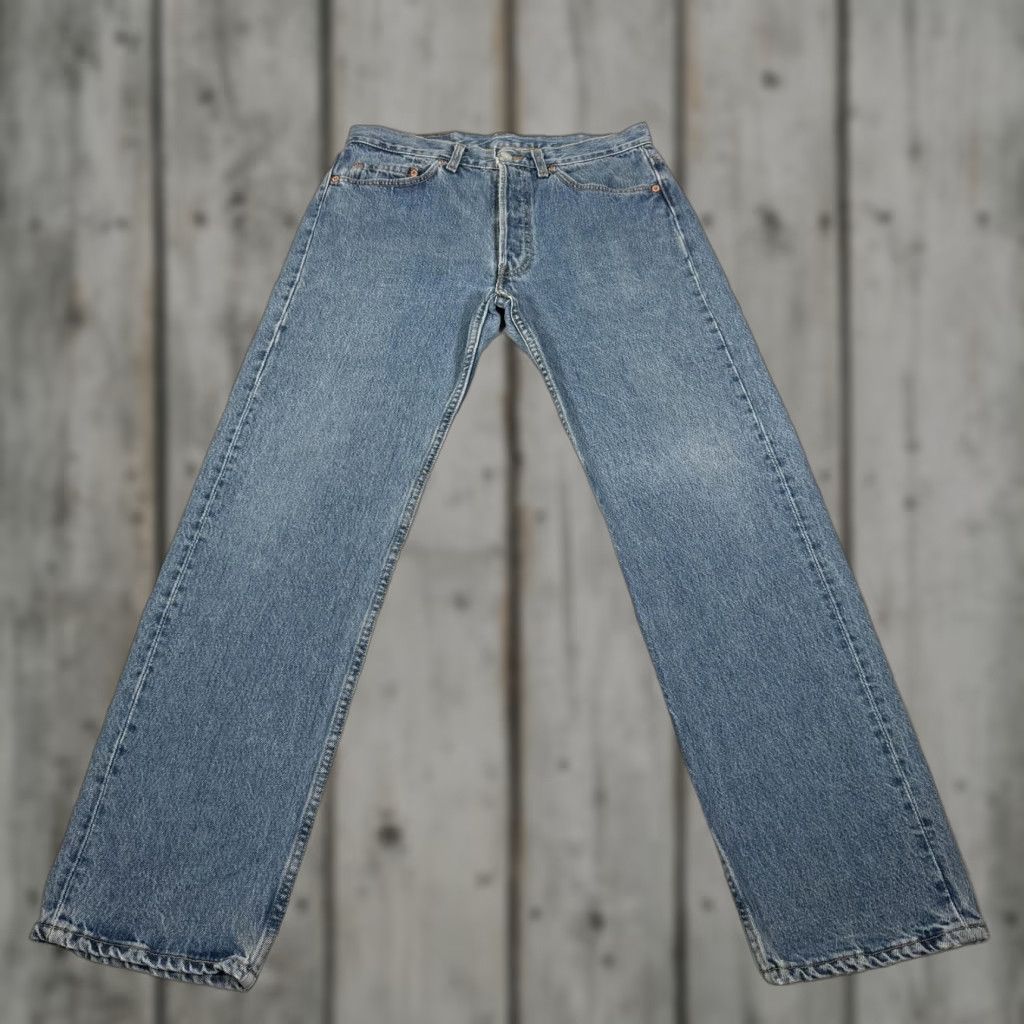 Vintage Levi's 501 Jeans Mens 32x30 Blue 501 Straight Fit Denim Pants Western USA 90s