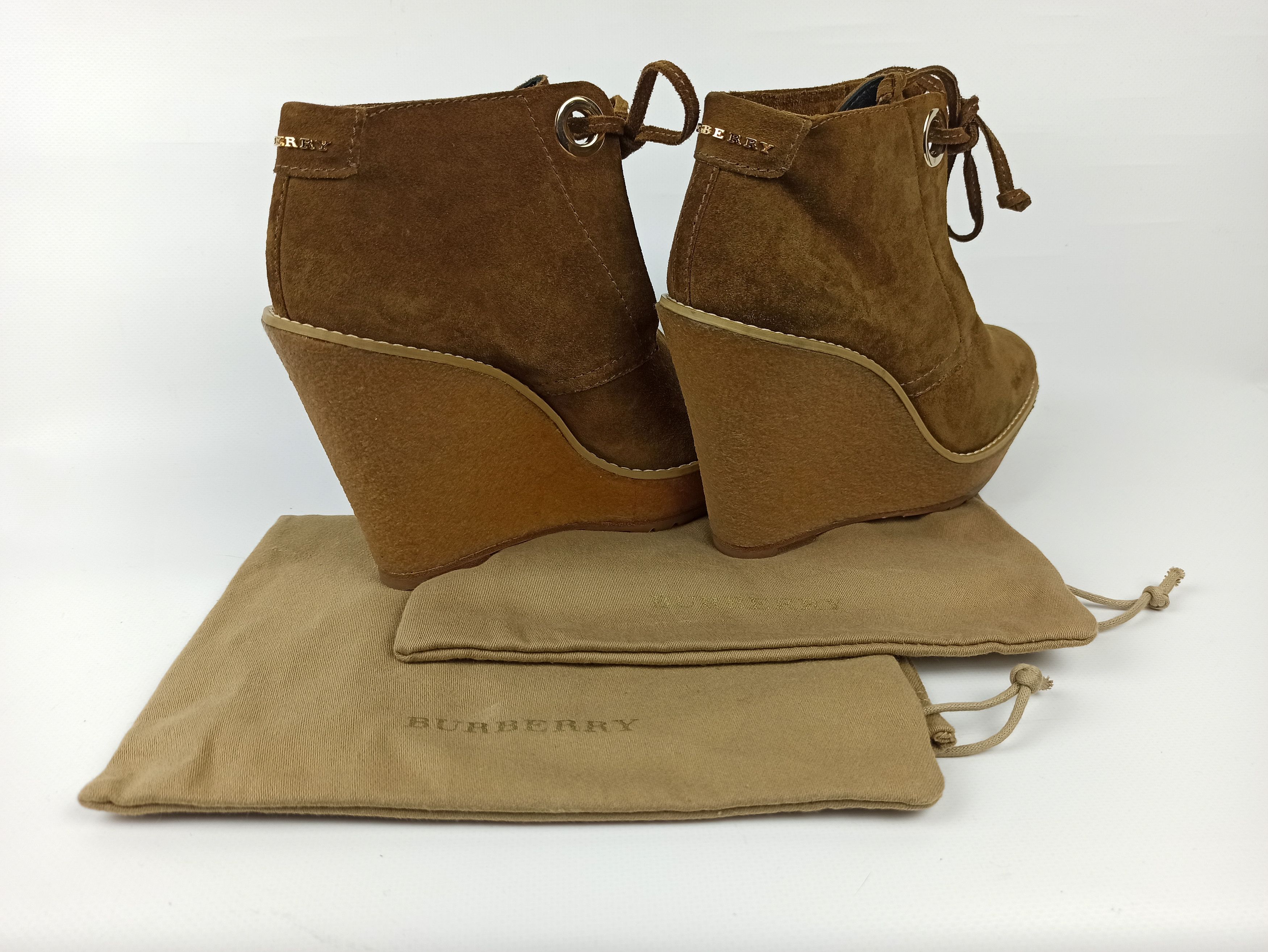 Burberry Burberry Suede Wedge Ankle Boots Size US 7.5 / IT 37.5 - 2 Thumbnail