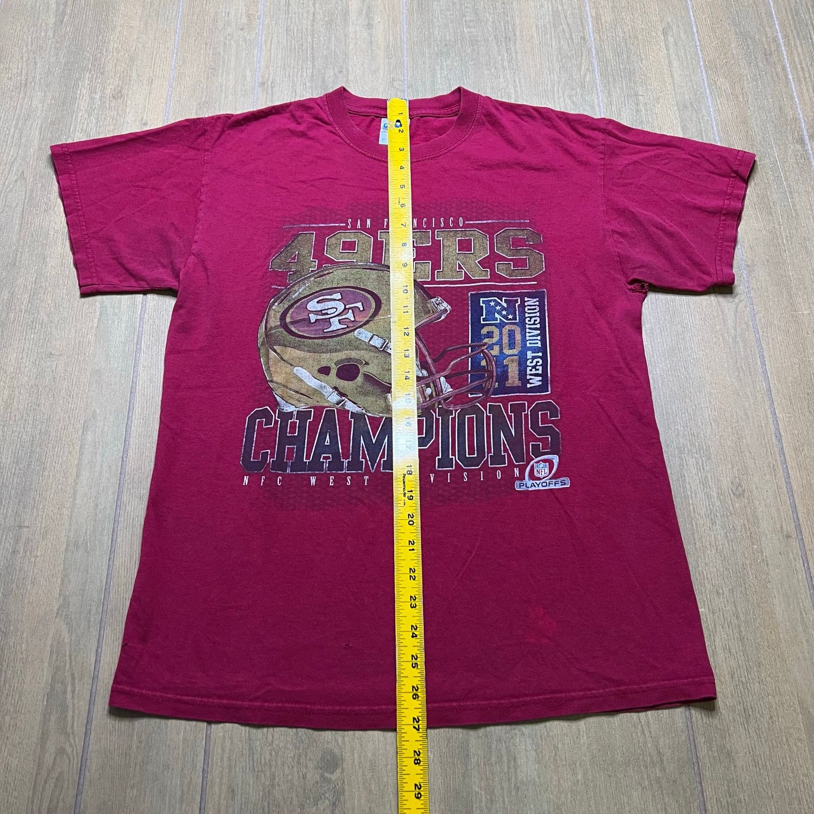 Gildan Vintage San Francisco XL 49ers NFC Champions Red Sz M Y2K Size US M / EU 48-50 / 2 - 5 Thumbnail