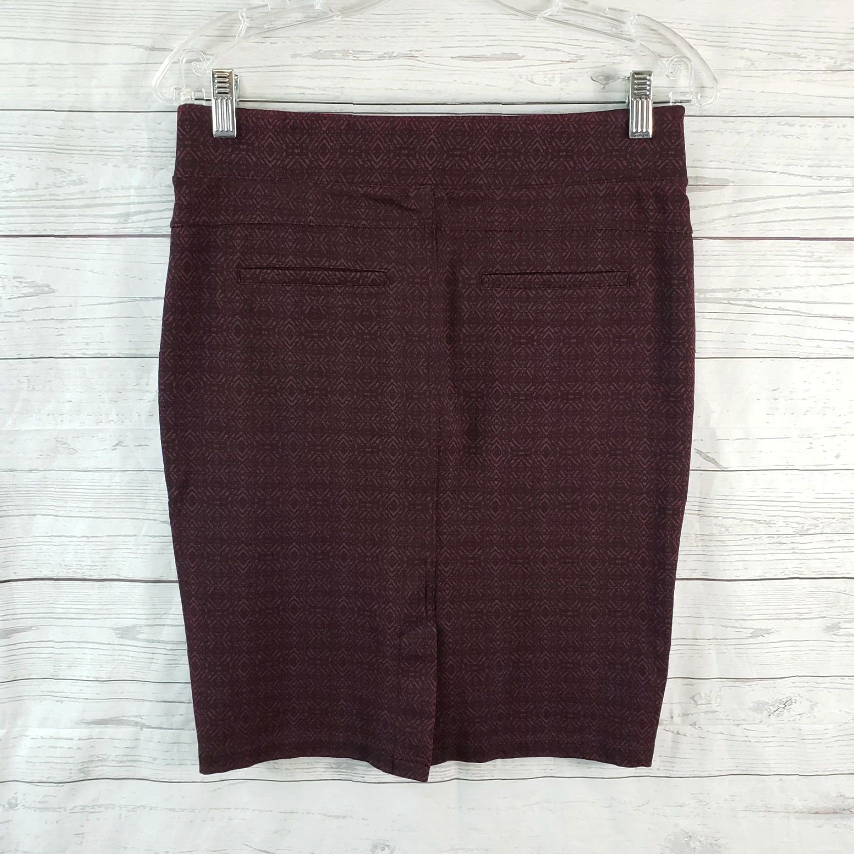 Vintage Liverpool Womens Pencil Skirt Sz 2 Knit Ponte Pull On Black Wine Short Ray on Blend Straight & Pencil Size 26" / US 2 / IT 38 - 2 Thumbnail