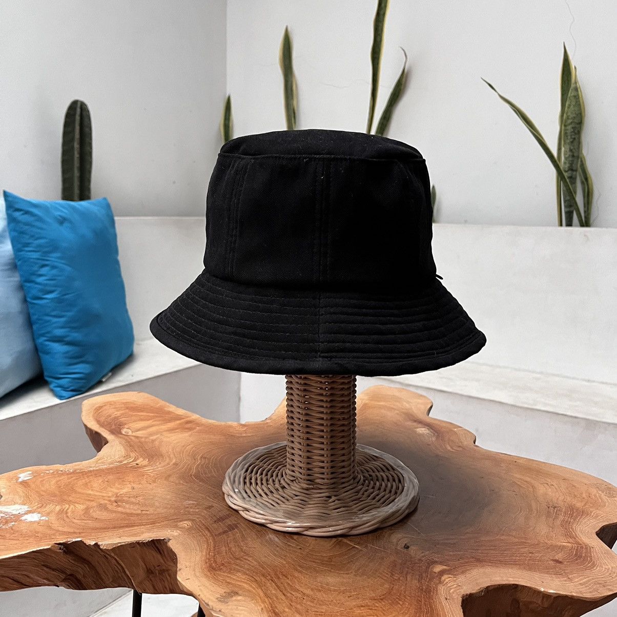 Balenciaga 💸BINDING OFFER💸 Balenciaga Bucket Hat Size ONE SIZE - 4 Thumbnail