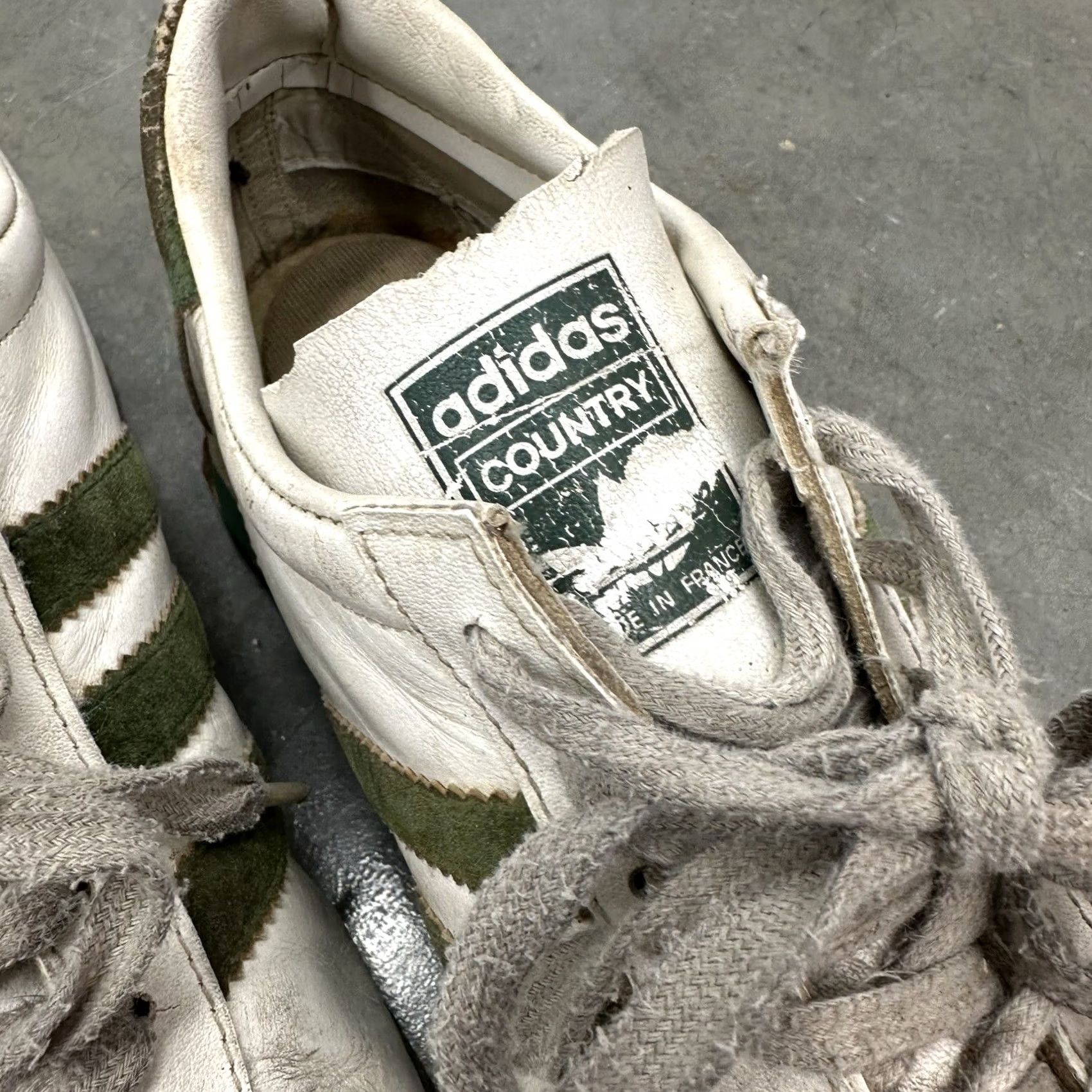 Adidas VINTAGE Adidas Country France Leather Mens 9.5 White Green 1970's Made In France Size US 10 / EU 43 - 3 Thumbnail