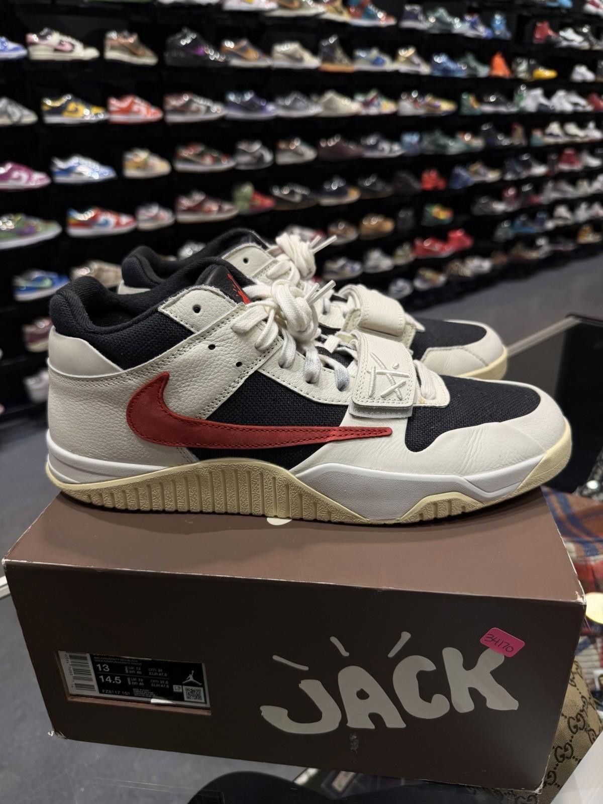 Jordan Brand Jordan Jumpman Jack TR x Travis Scott University Red Size 13 Size US 13 / EU 46 - 1 Thumbnail