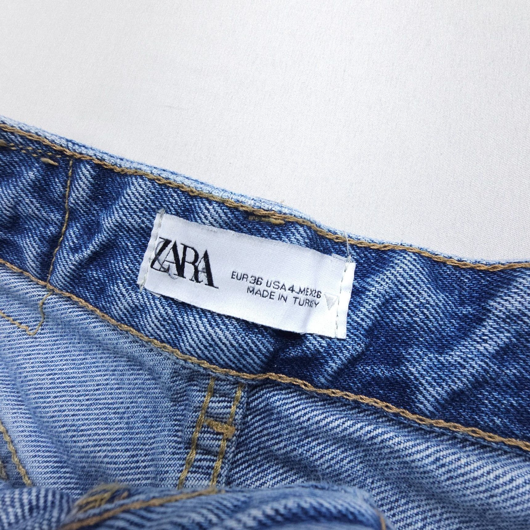 Zara Zara Jeans Women Size 4 Blue High Rise Straight Distressed Denim 5-Pocket Relaxed Fit 33in Inseam Size 27" / US 4 / IT 40 - 3 Thumbnail