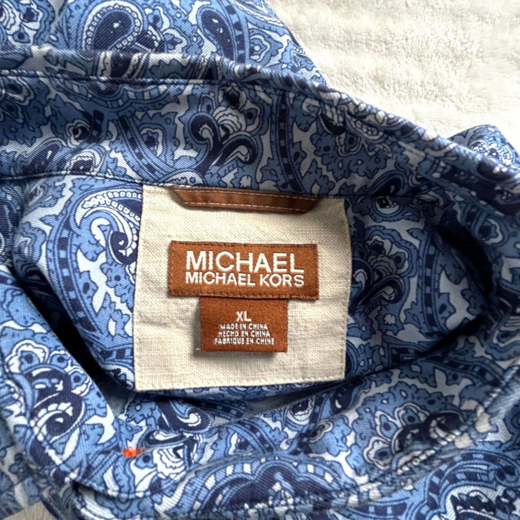 Michael Kors Michael Kors Button-Up Shirt Mens XL Long Sleeve Blue White Paisley Silk Cotton Button-Up Shirt XL Long Sleeve Mens Size US XL / EU 56 / 4 - 3 Thumbnail