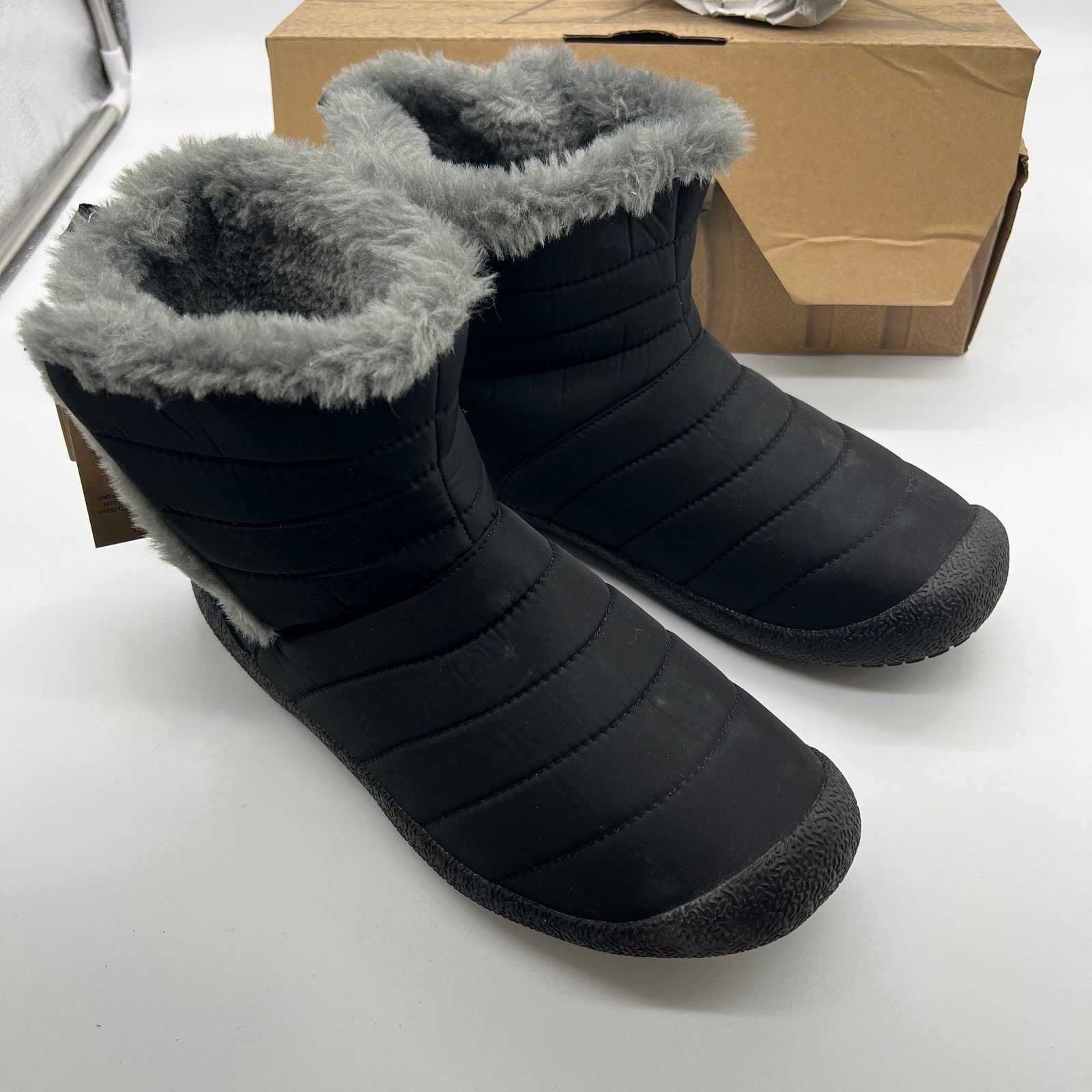 Other Lamo Black Water Resistant Memory Foam Puffer Boots Size 11 Size US 11 / IT 41 - 1 Thumbnail