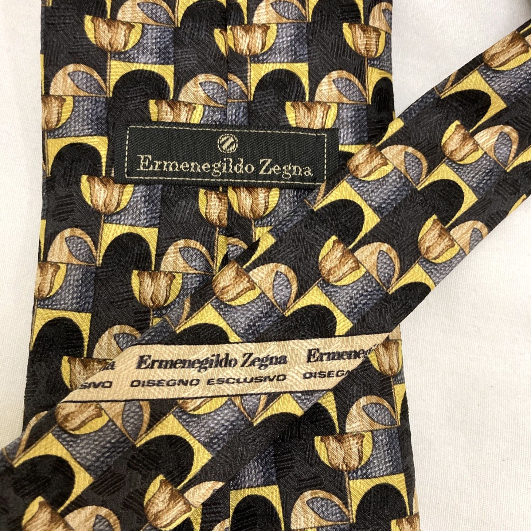 Ermenegildo Zegna ERMENEGILDO ZEGNA Men's Necktie 100% Silk ITALY Luxury Geometric Black Gold GUC Size ONE SIZE - 3 Thumbnail