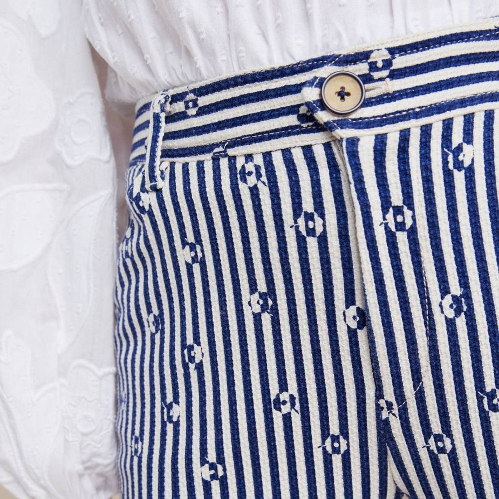 Anthropologie Anthropologie Blue & White Slim Trousers with Embroidery Size 27" / US 4 / IT 40 - 8 Thumbnail