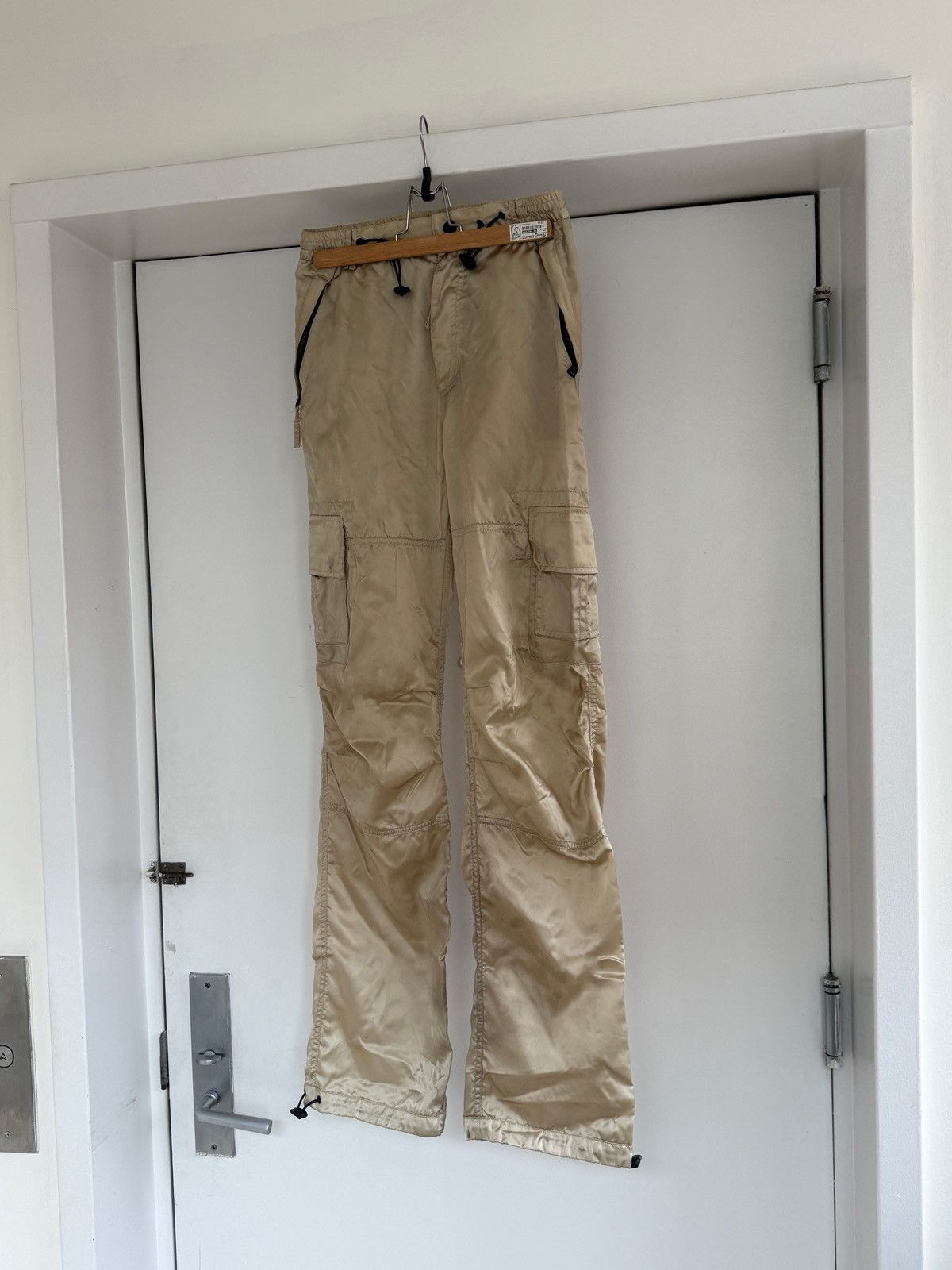 Ottolinger Satin Nylon Tan Cargo Pants Size US 30 / EU 46 - 4 Thumbnail