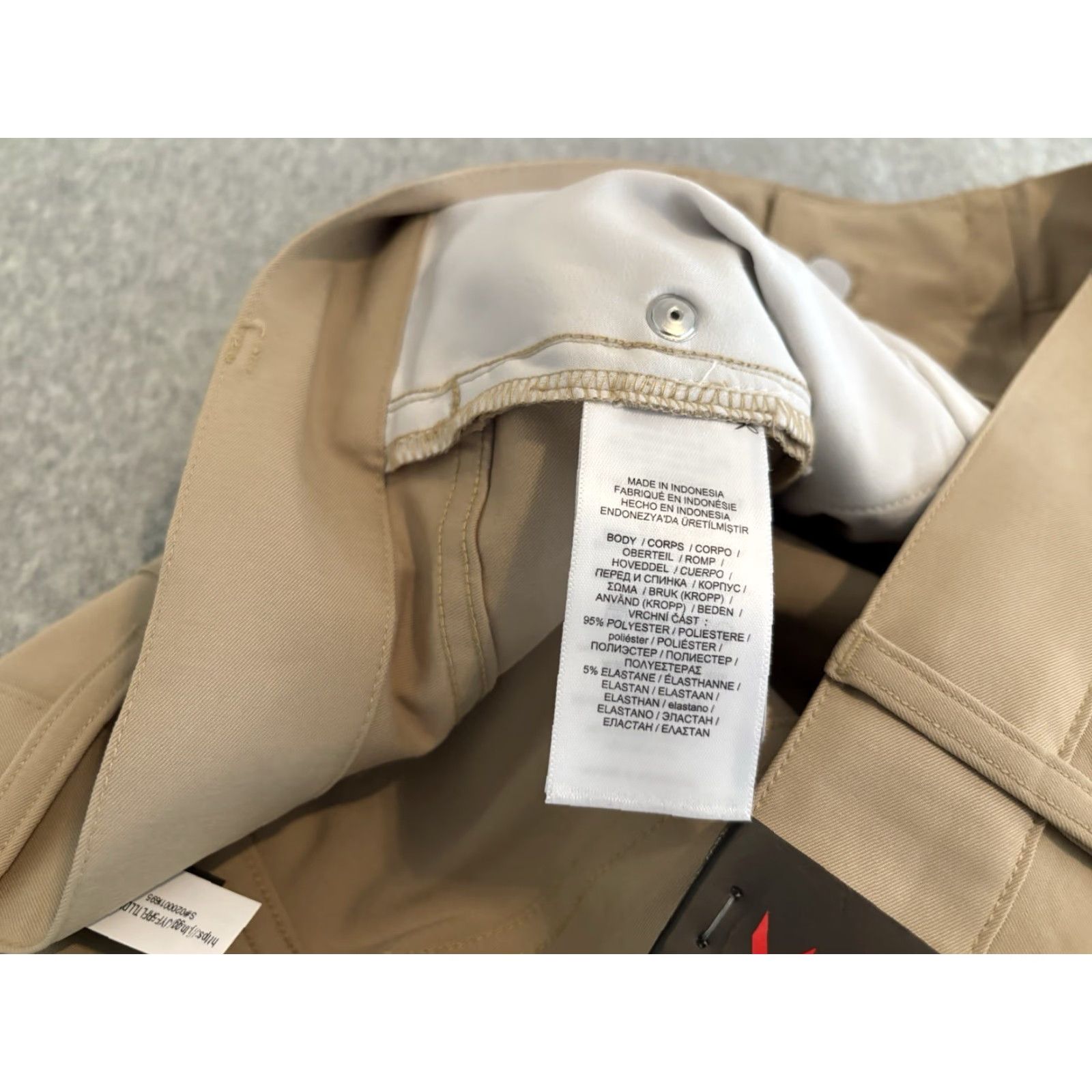 RLX Ralph Lauren RLX Ralph Lauren Golf Pants Khaki Mens 38x32 Tailored Fit NWT Beige Solid Flat Front Polyester Elastane Mens Golf Pants 38x32 NWT Size US 38 / EU 54 - 6 Thumbnail