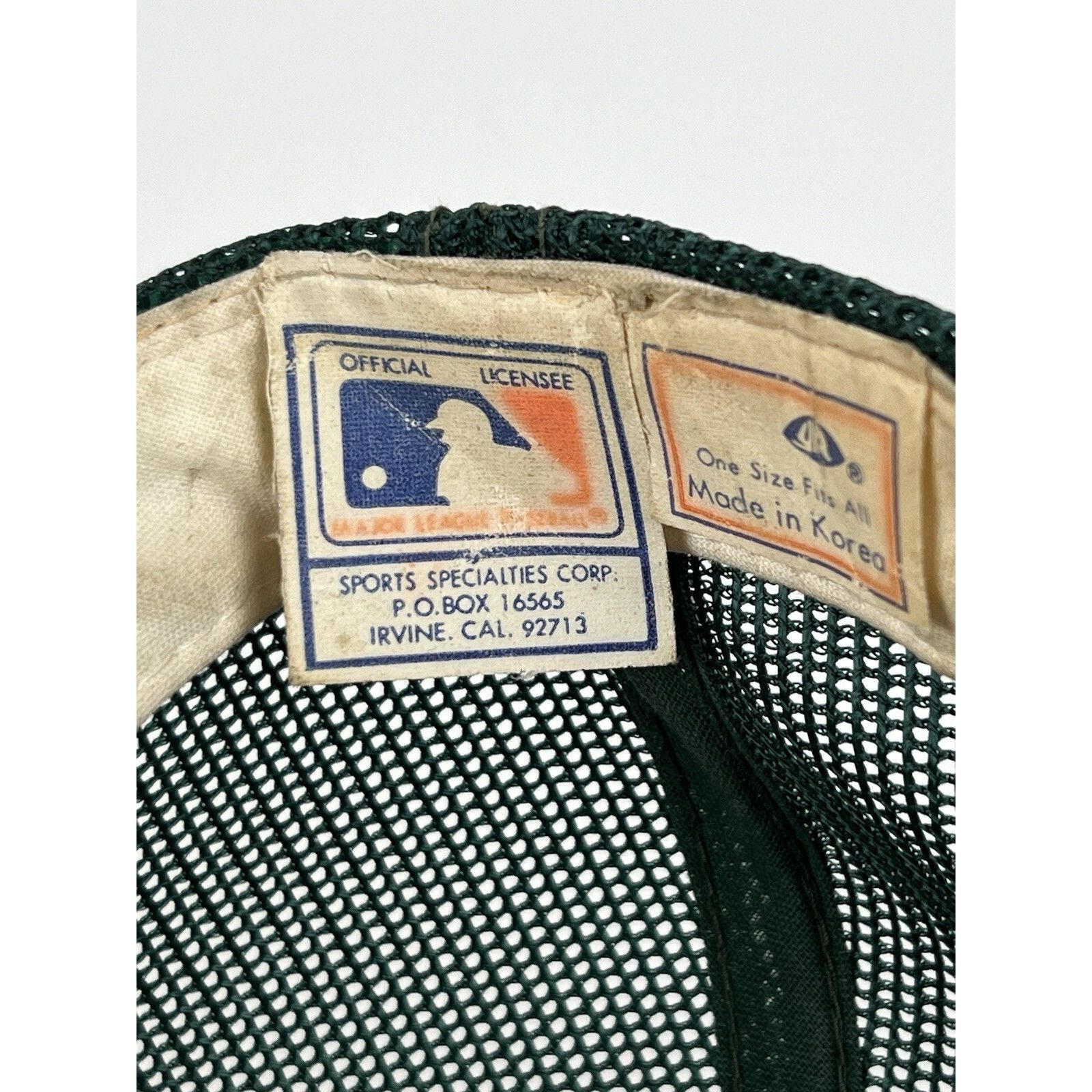 Sports Specialties Vintage Oakland Athletics Sports Specialties Trucker Snapbac Size ONE SIZE - 12 Thumbnail
