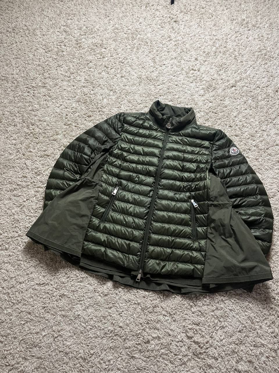 Moncler Moncler Grenouille Giubbotto Jacket Size M / US 6-8 / IT 42-44 - 1 Thumbnail