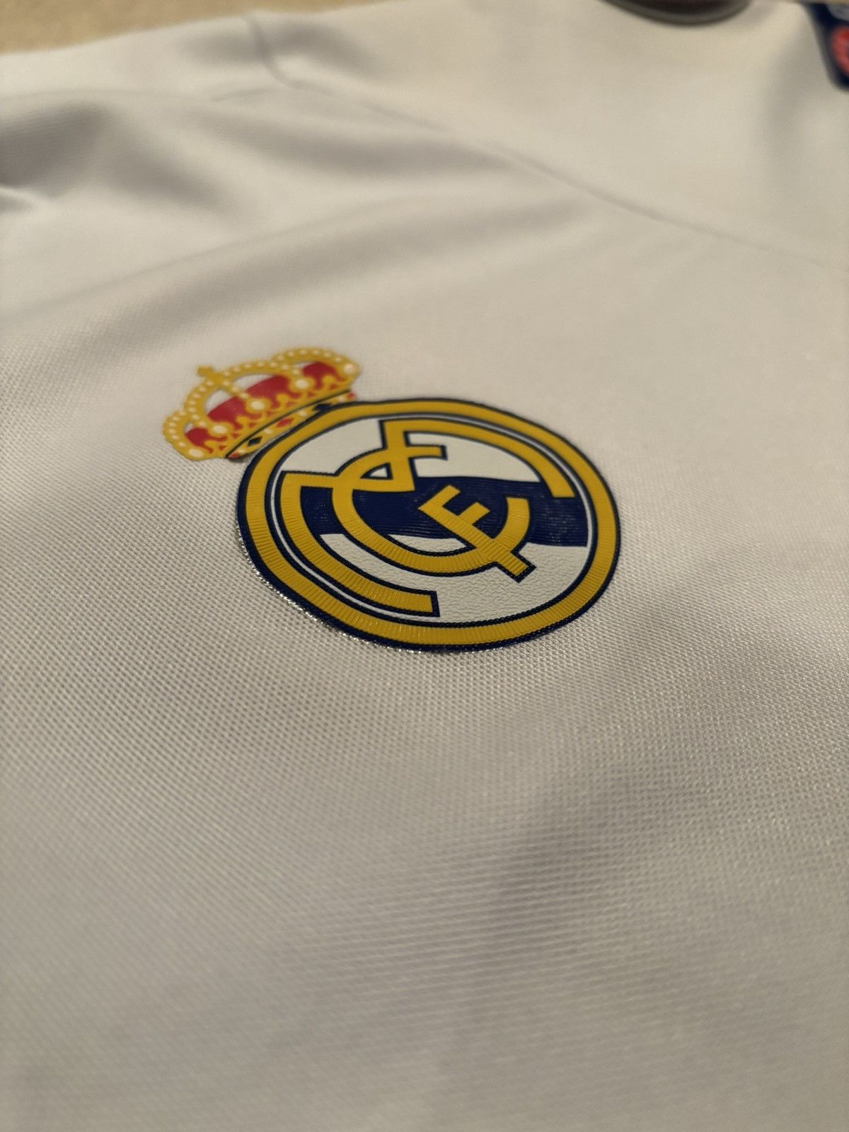 Adidas Real Madrid 2016/17 Benzema Home Jersey Size US L / EU 52-54 / 3 - 3 Thumbnail
